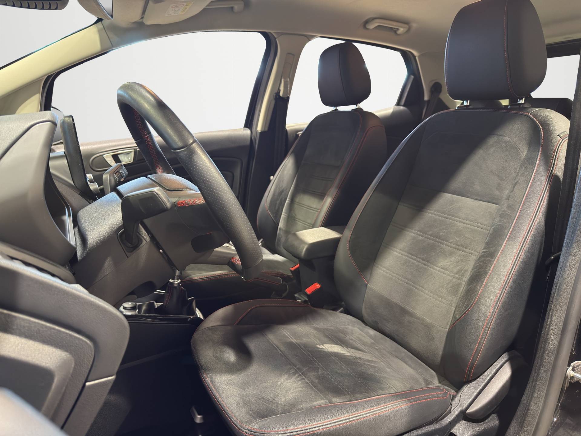 FORD EcoSport - Foto 7