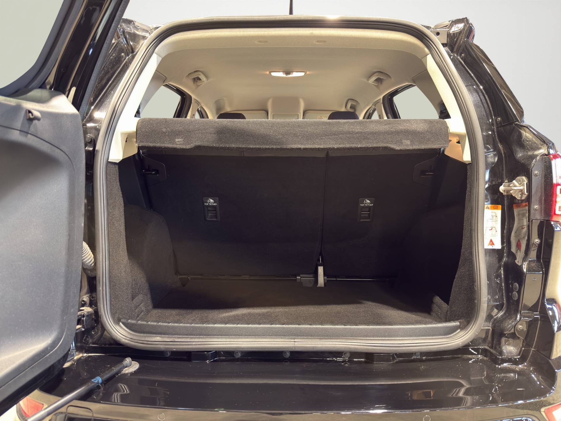 FORD EcoSport - Foto 18