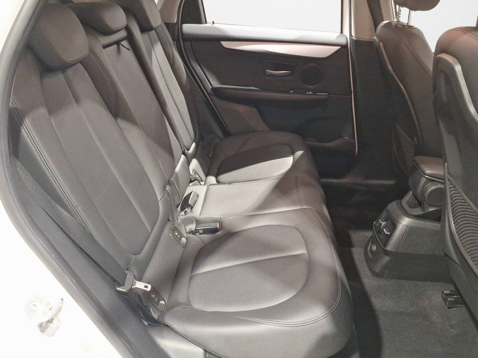 BMW Serie 2 Active Tourer - Foto 17