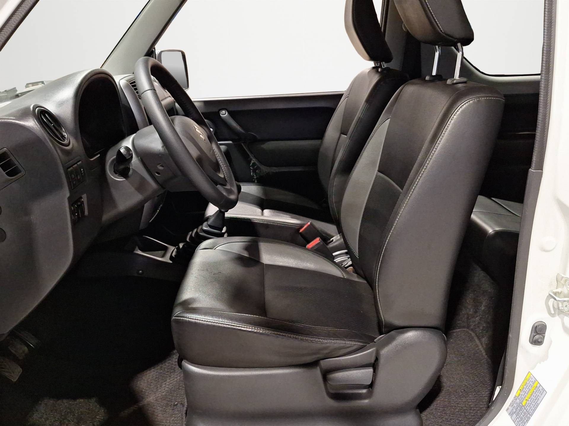 SUZUKI Jimny - Foto 7