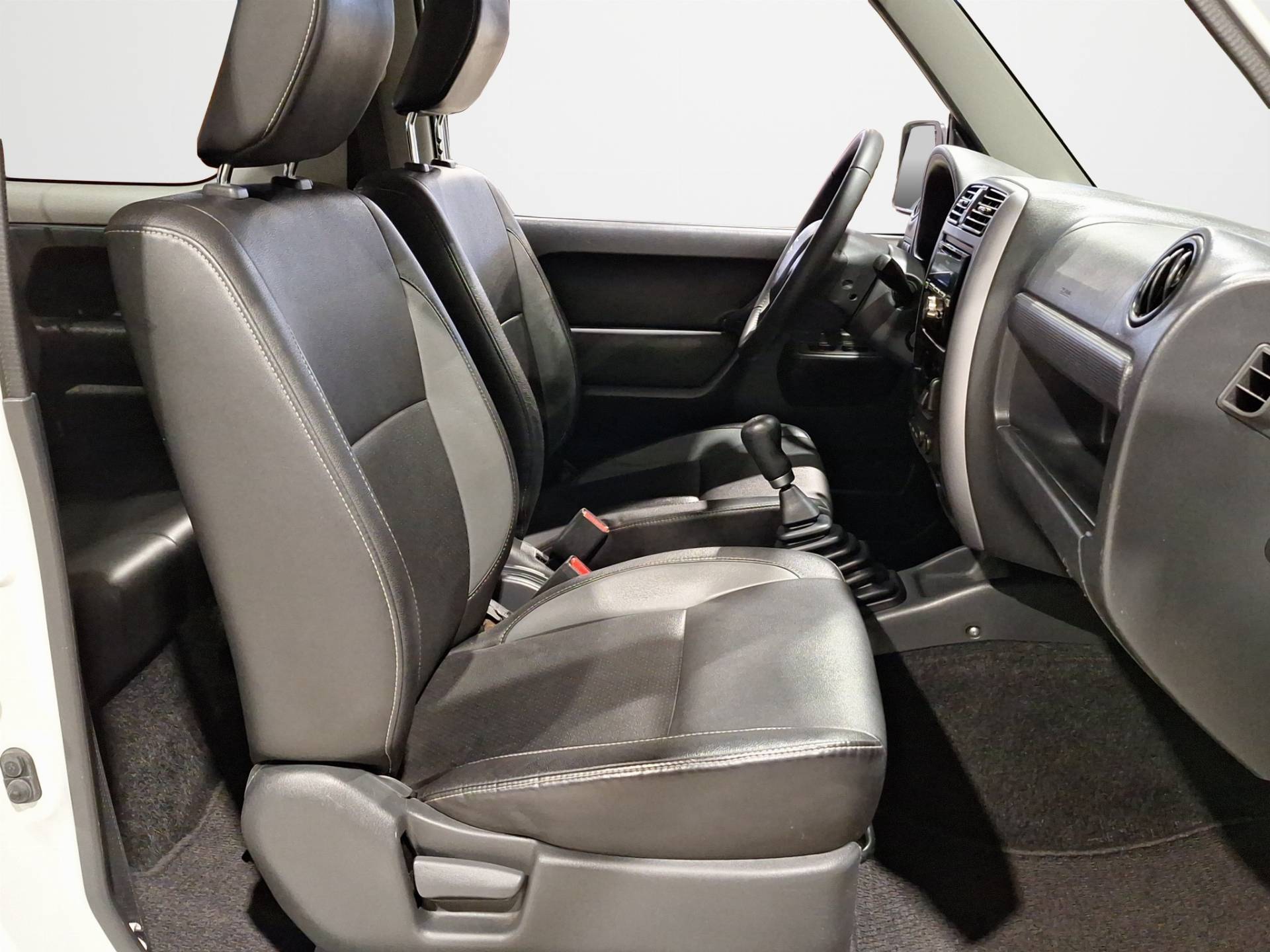 SUZUKI Jimny - Foto 15