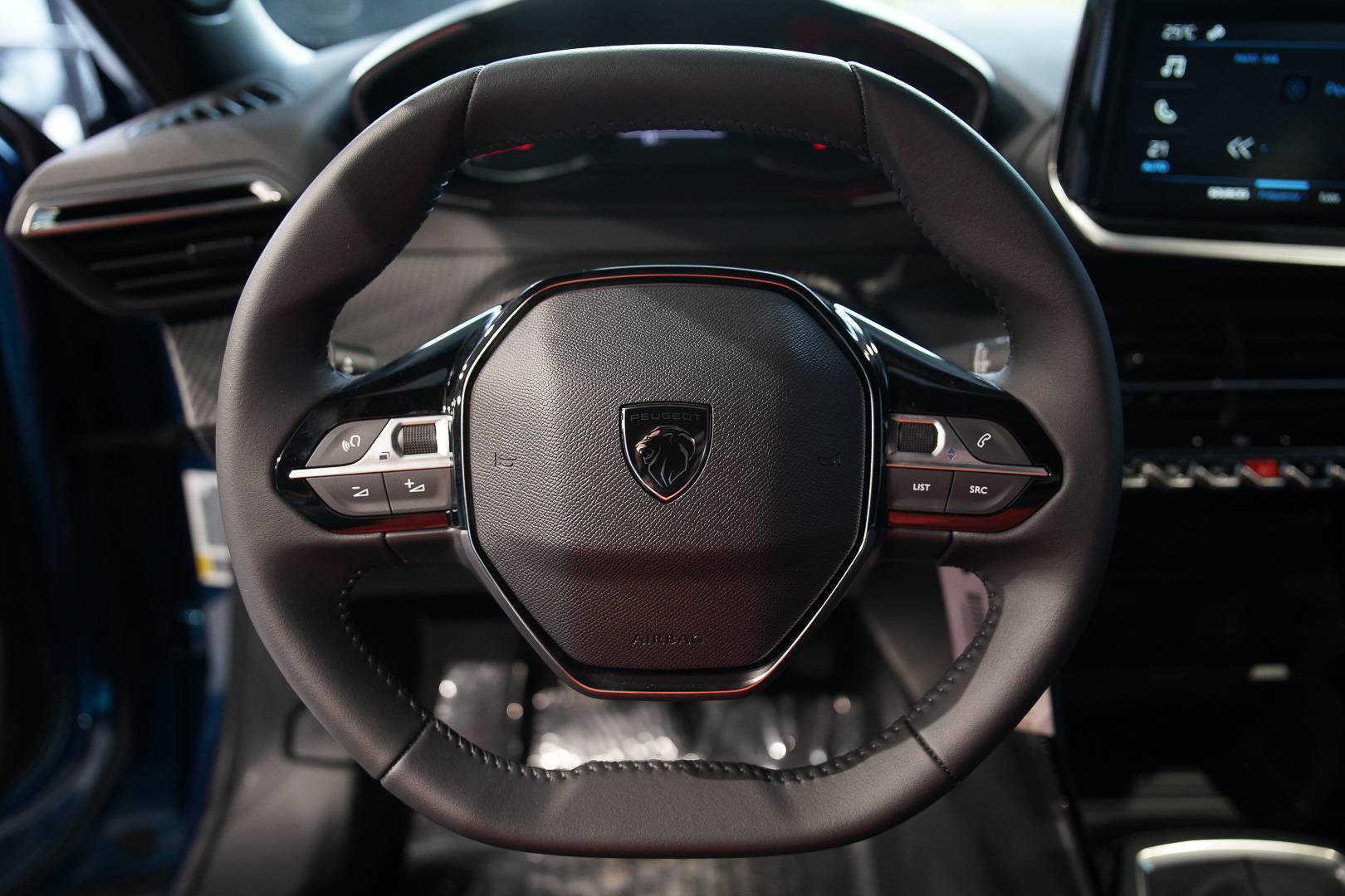 PEUGEOT 208 - Foto 9