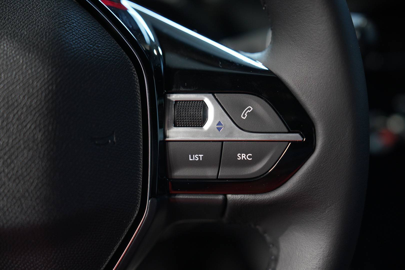 PEUGEOT 208 - Foto 11