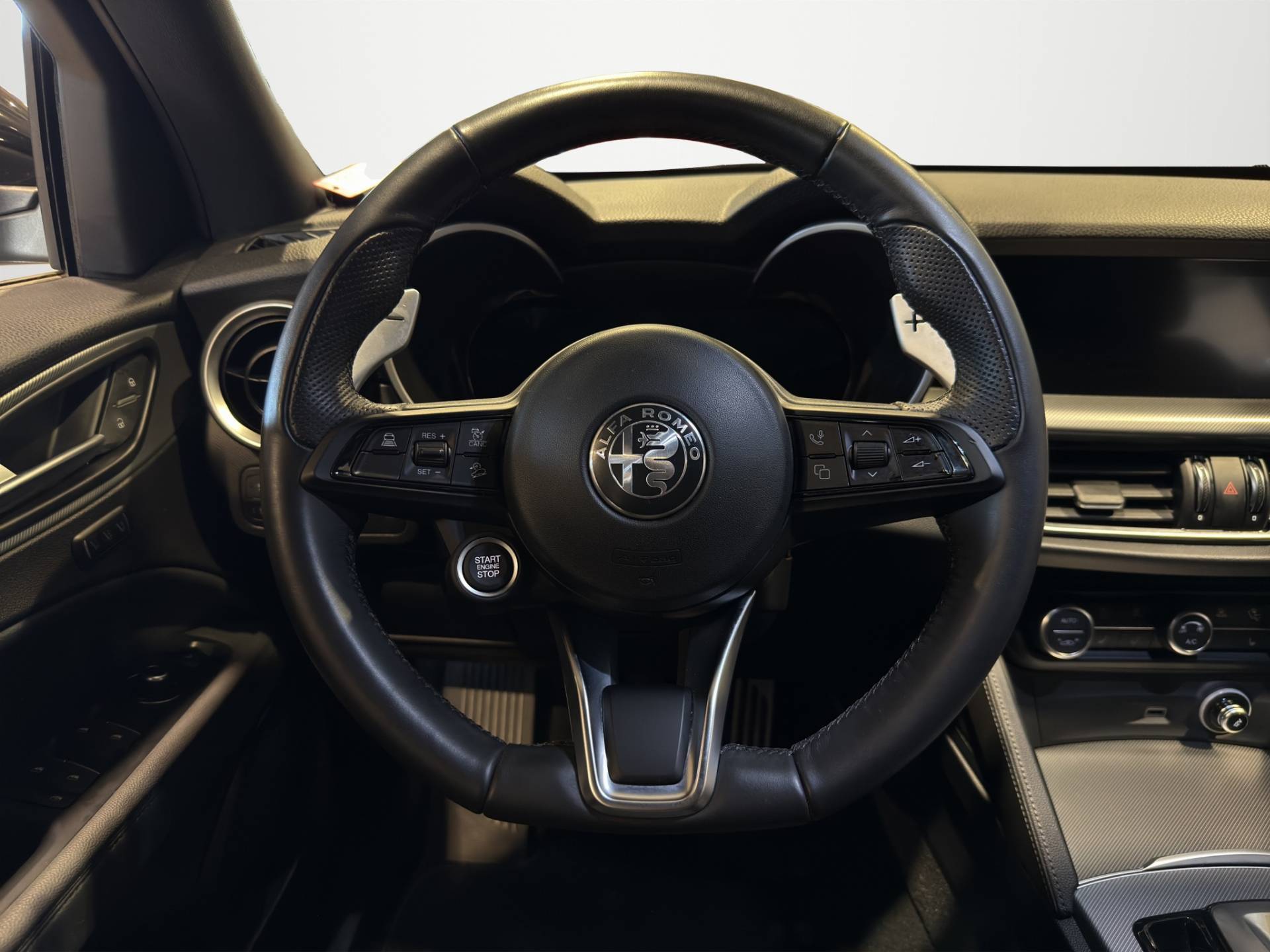 ALFA ROMEO Stelvio - Foto 9