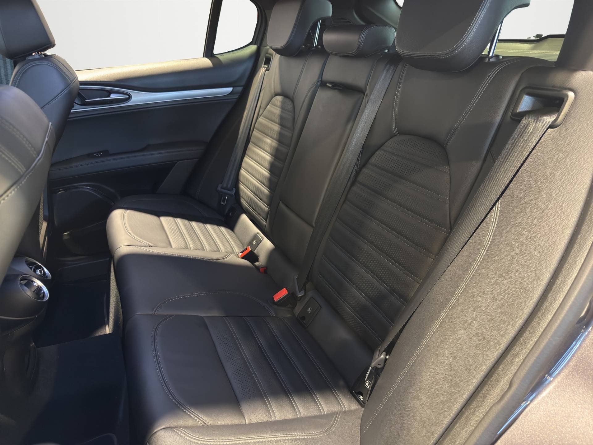 ALFA ROMEO Stelvio - Foto 11