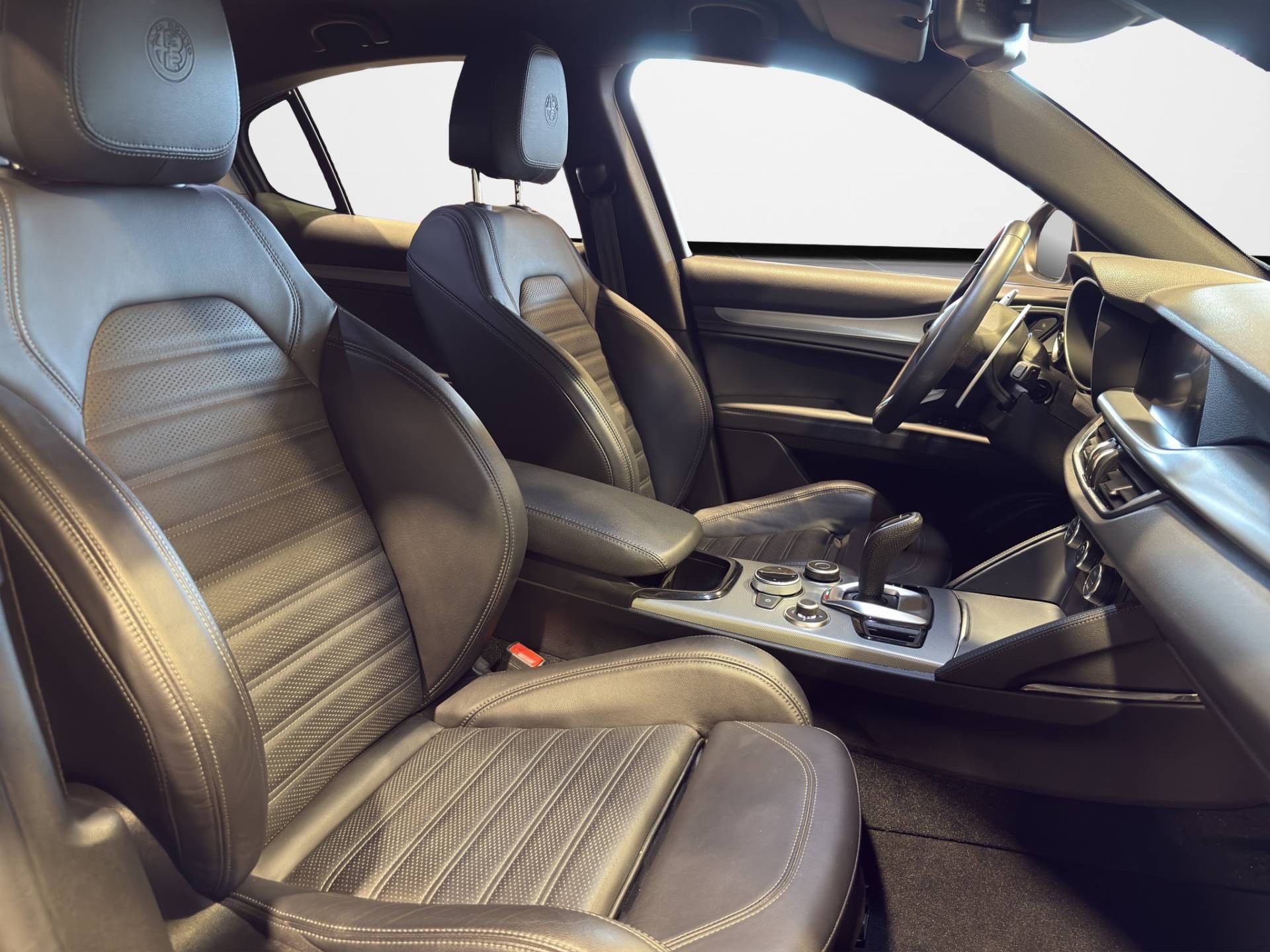 ALFA ROMEO Stelvio - Foto 15