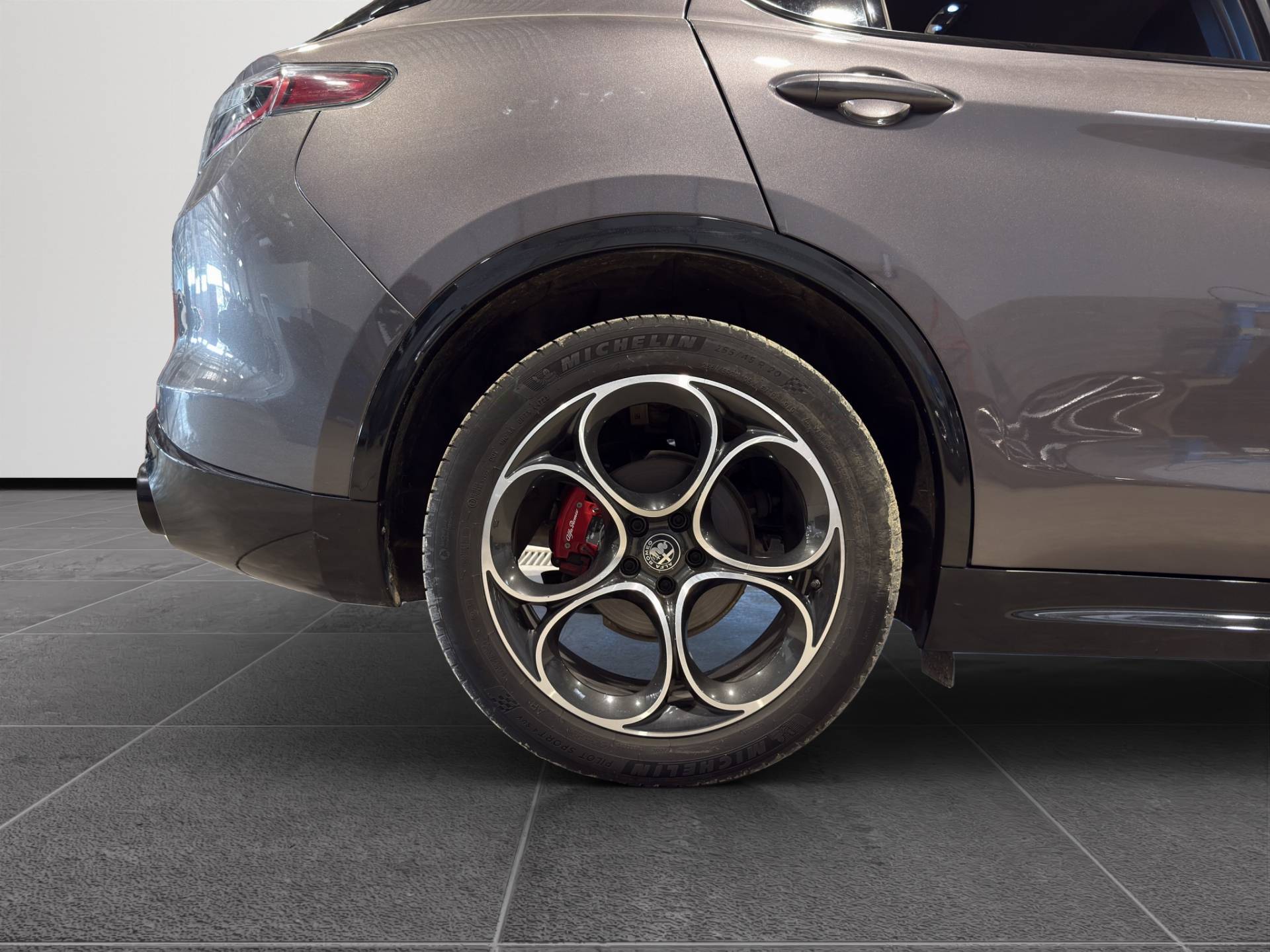ALFA ROMEO Stelvio - Foto 21