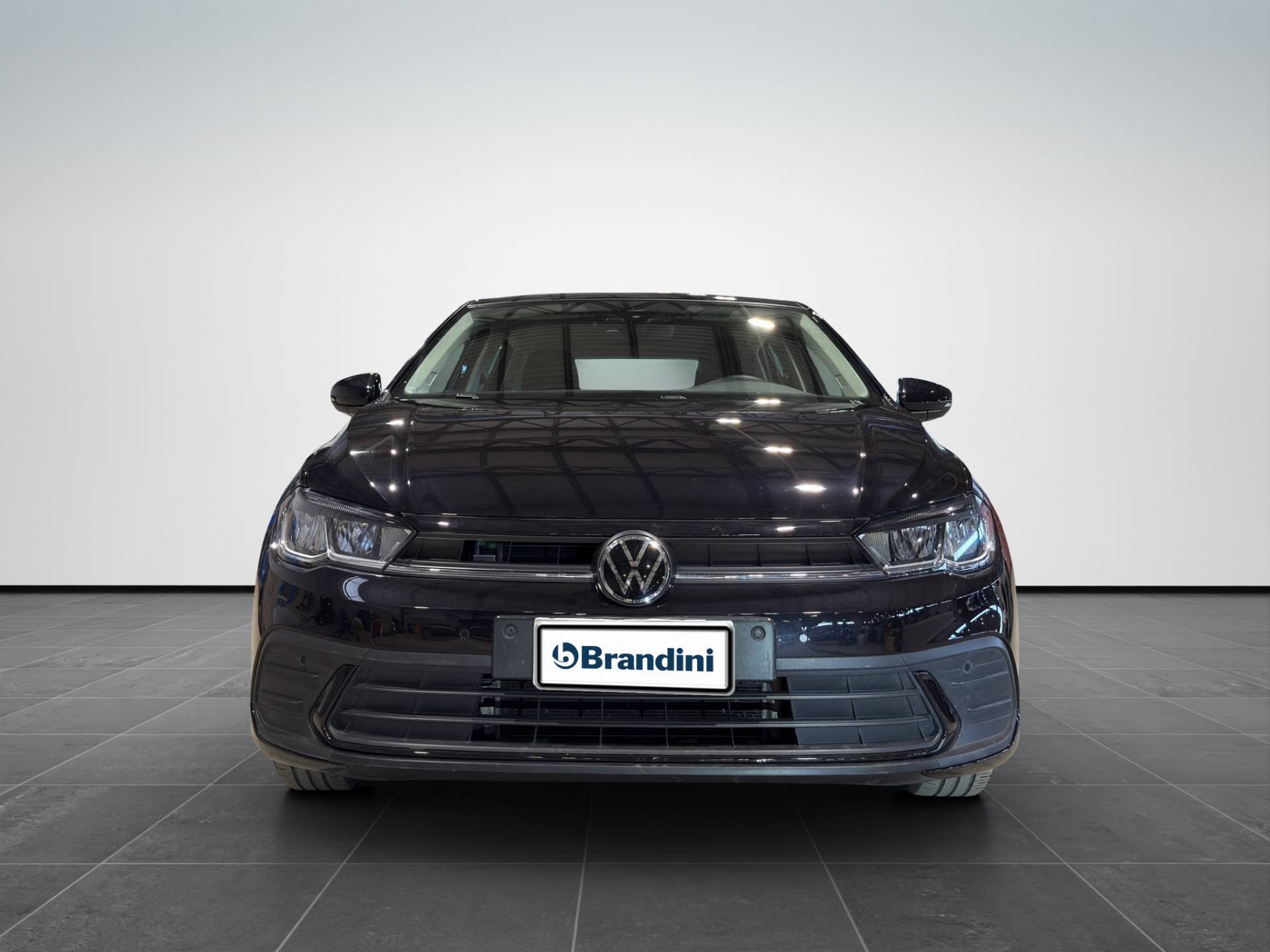 VOLKSWAGEN Polo - Foto 2