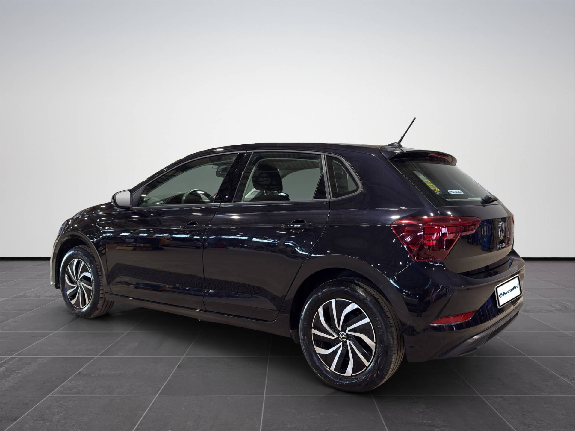 VOLKSWAGEN Polo - Foto 4