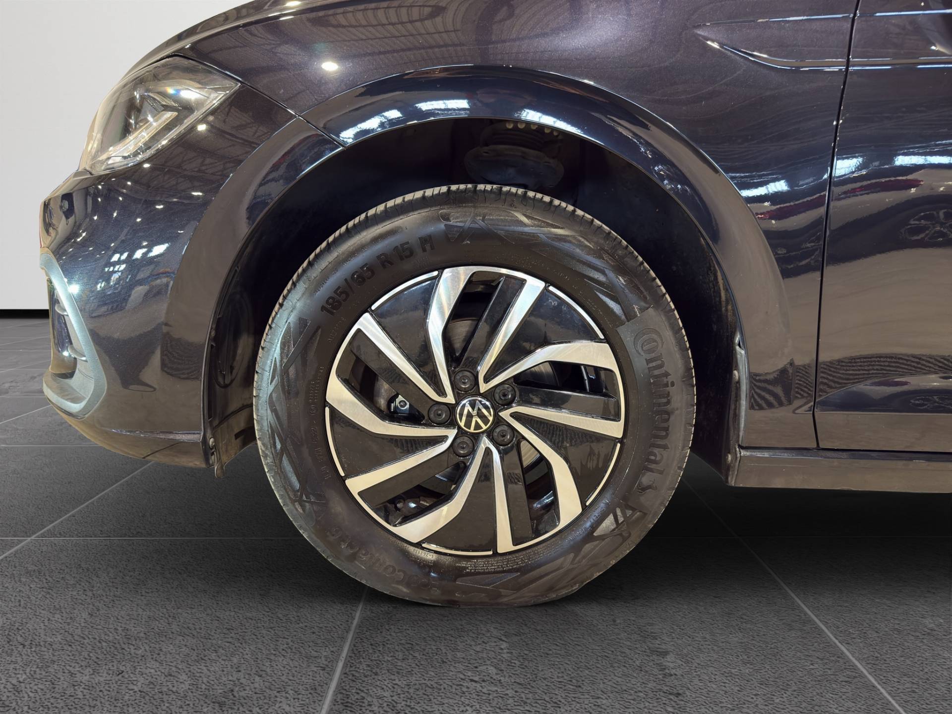 VOLKSWAGEN Polo - Foto 19