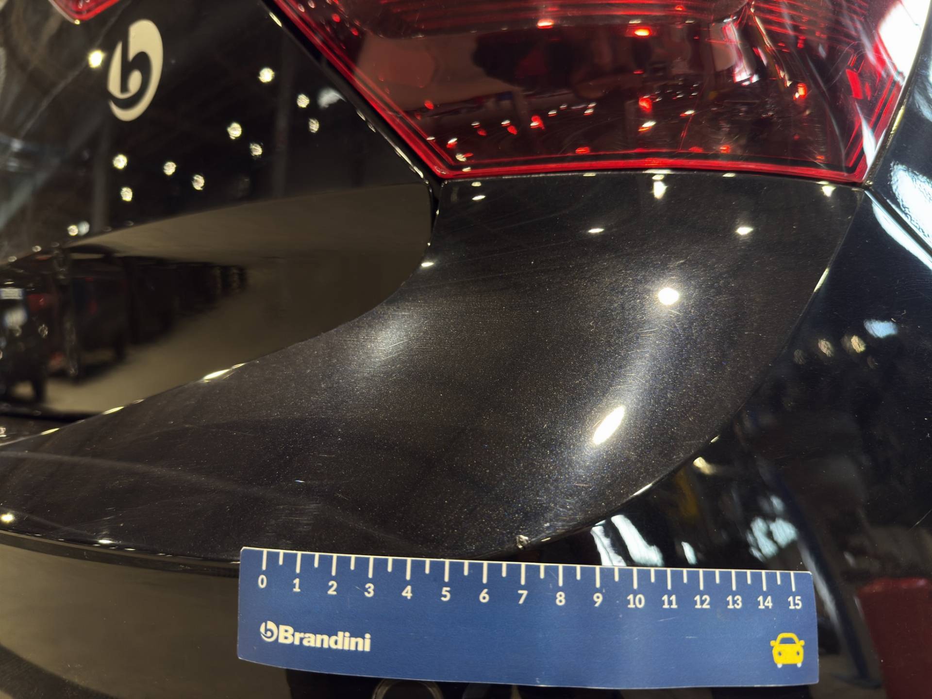 VOLKSWAGEN Polo - Foto 25