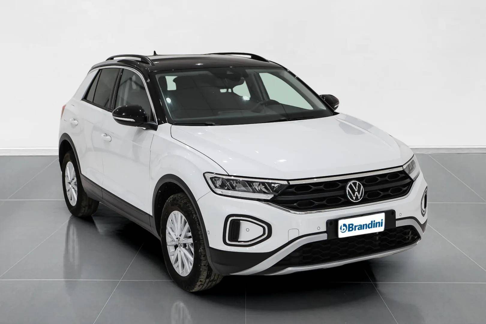 VOLKSWAGEN T-Roc T-Roc 1.0 tsi Style 110cv usata in pronta consegna - Brandini