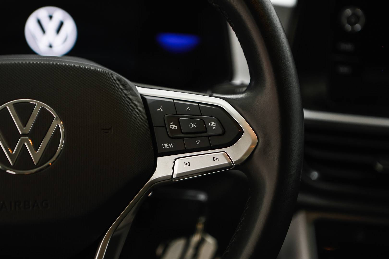 VOLKSWAGEN T-Roc T-Roc 1.0 tsi Style 110cv usata in pronta consegna - Brandini