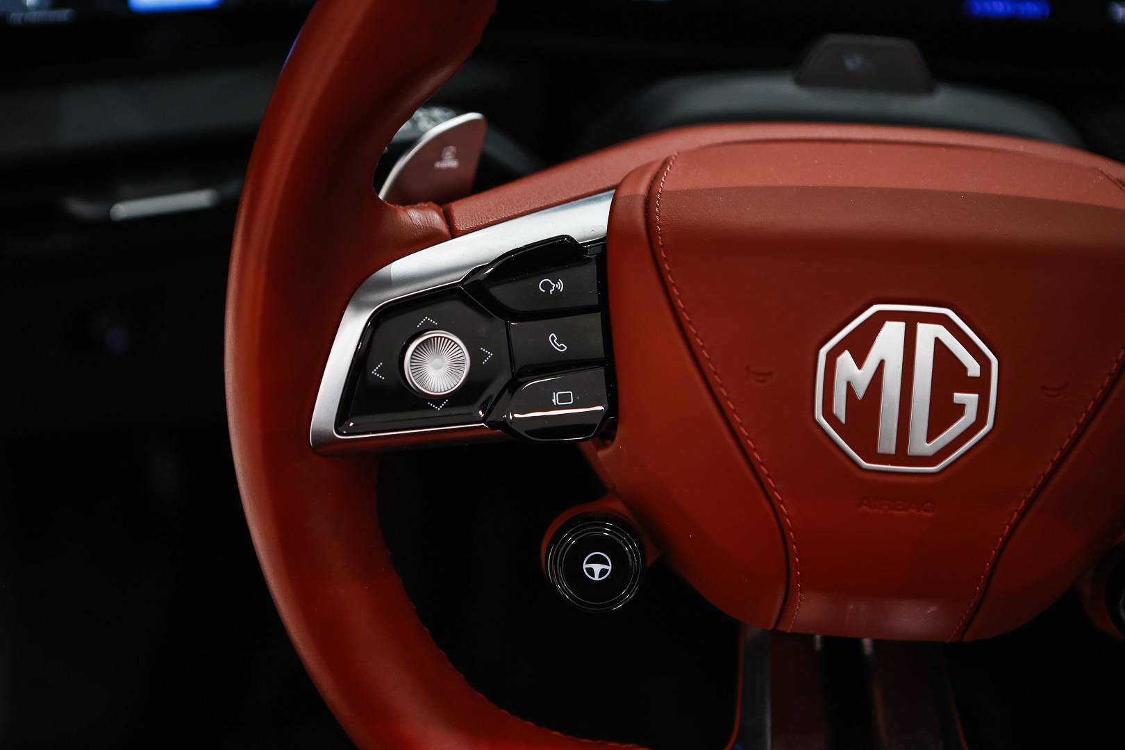 MG CYBERSTER Cyberster 77kWh rwd usata in pronta consegna - Brandini