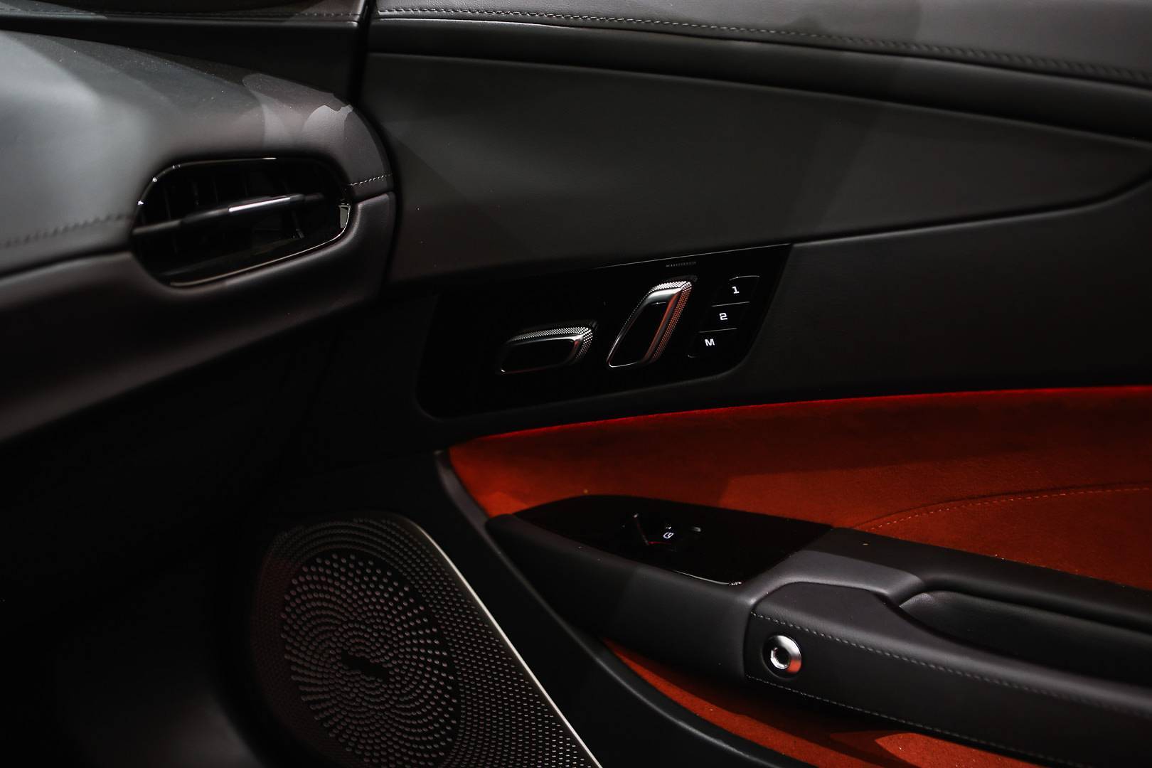 MG CYBERSTER Cyberster 77kWh rwd usata in pronta consegna - Brandini