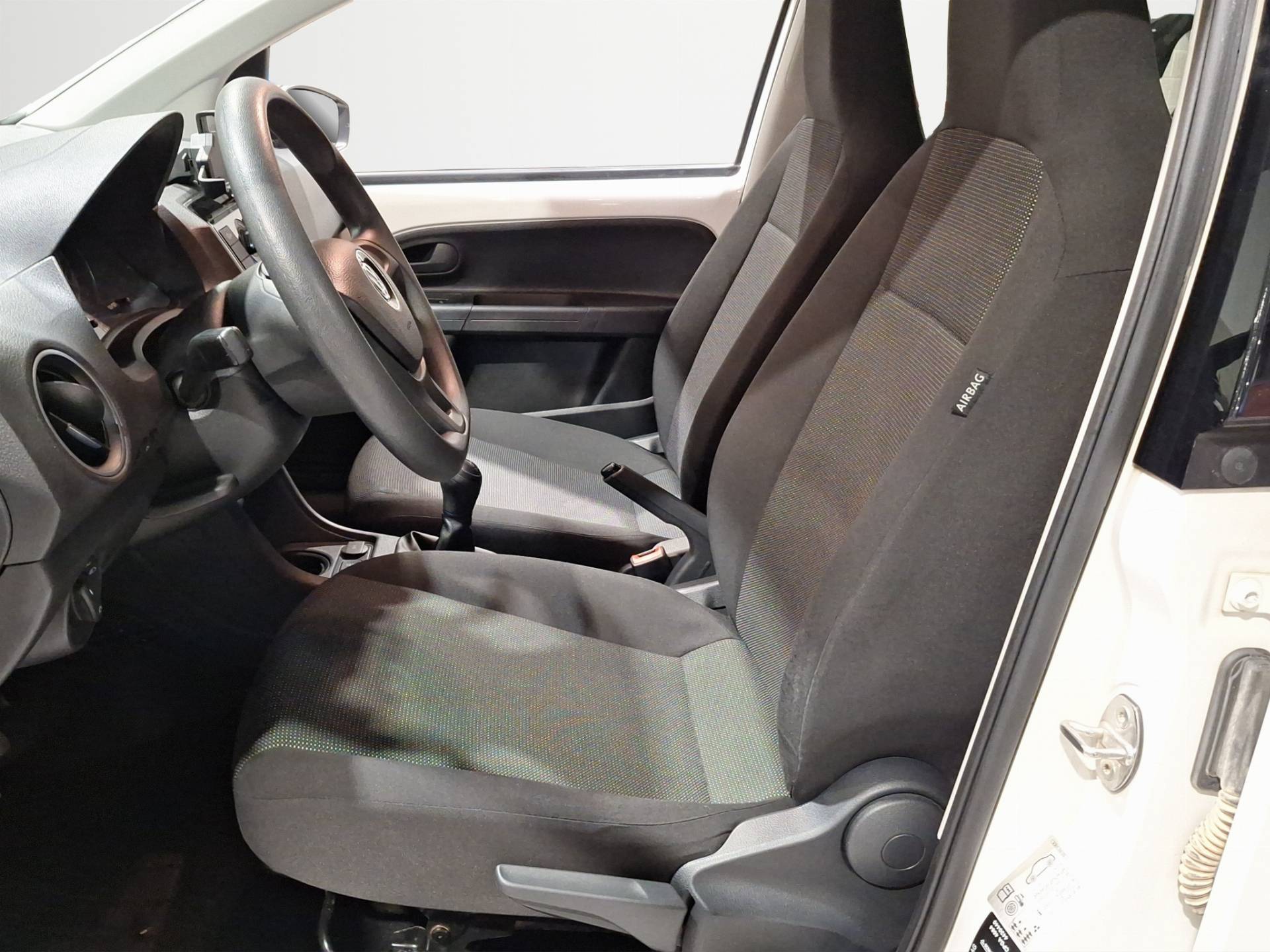 VOLKSWAGEN up! - Foto 7