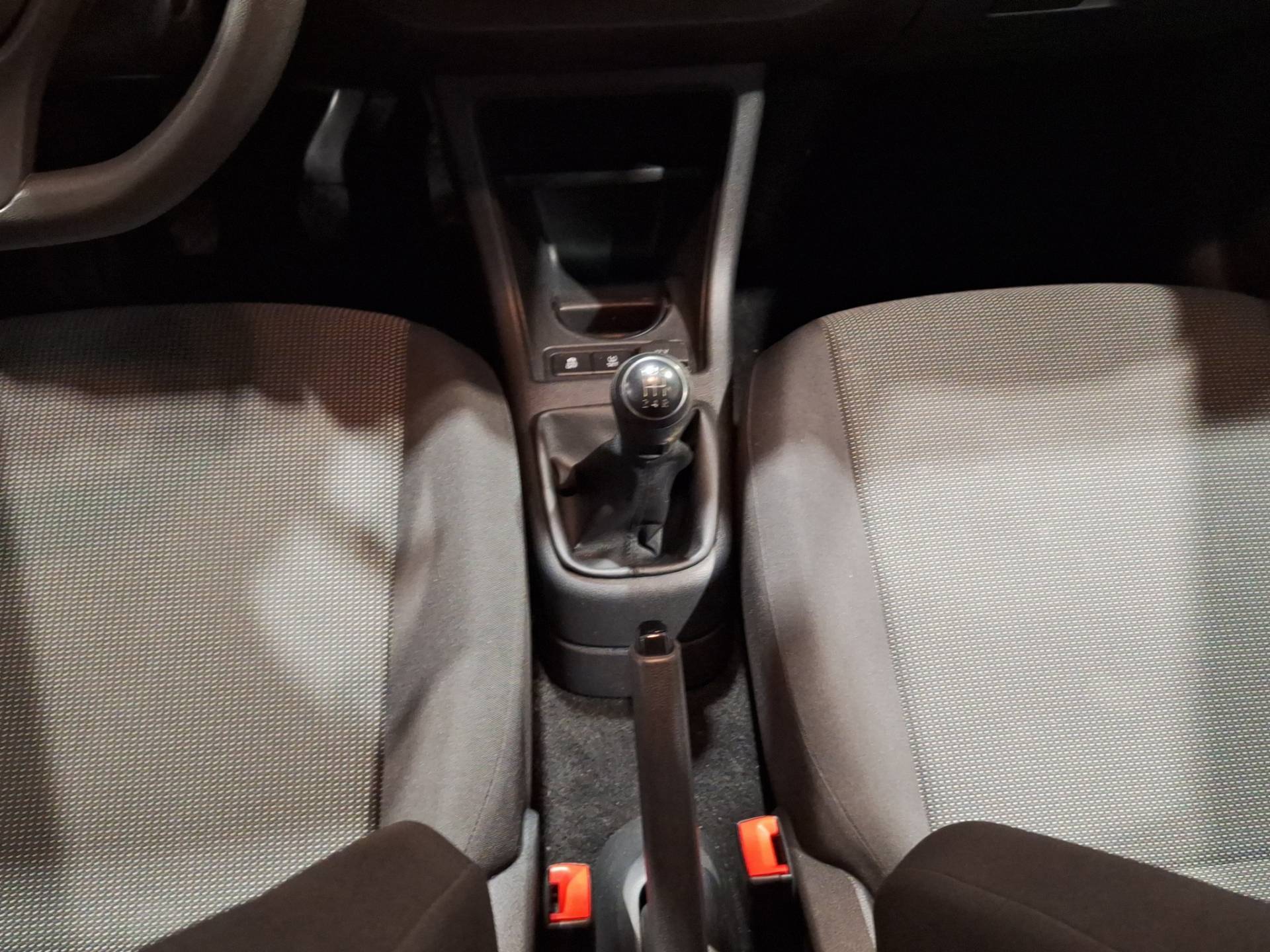 VOLKSWAGEN up! - Foto 13