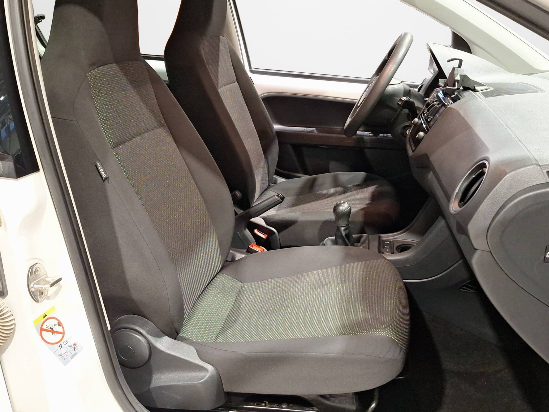 VOLKSWAGEN up! - Foto 15