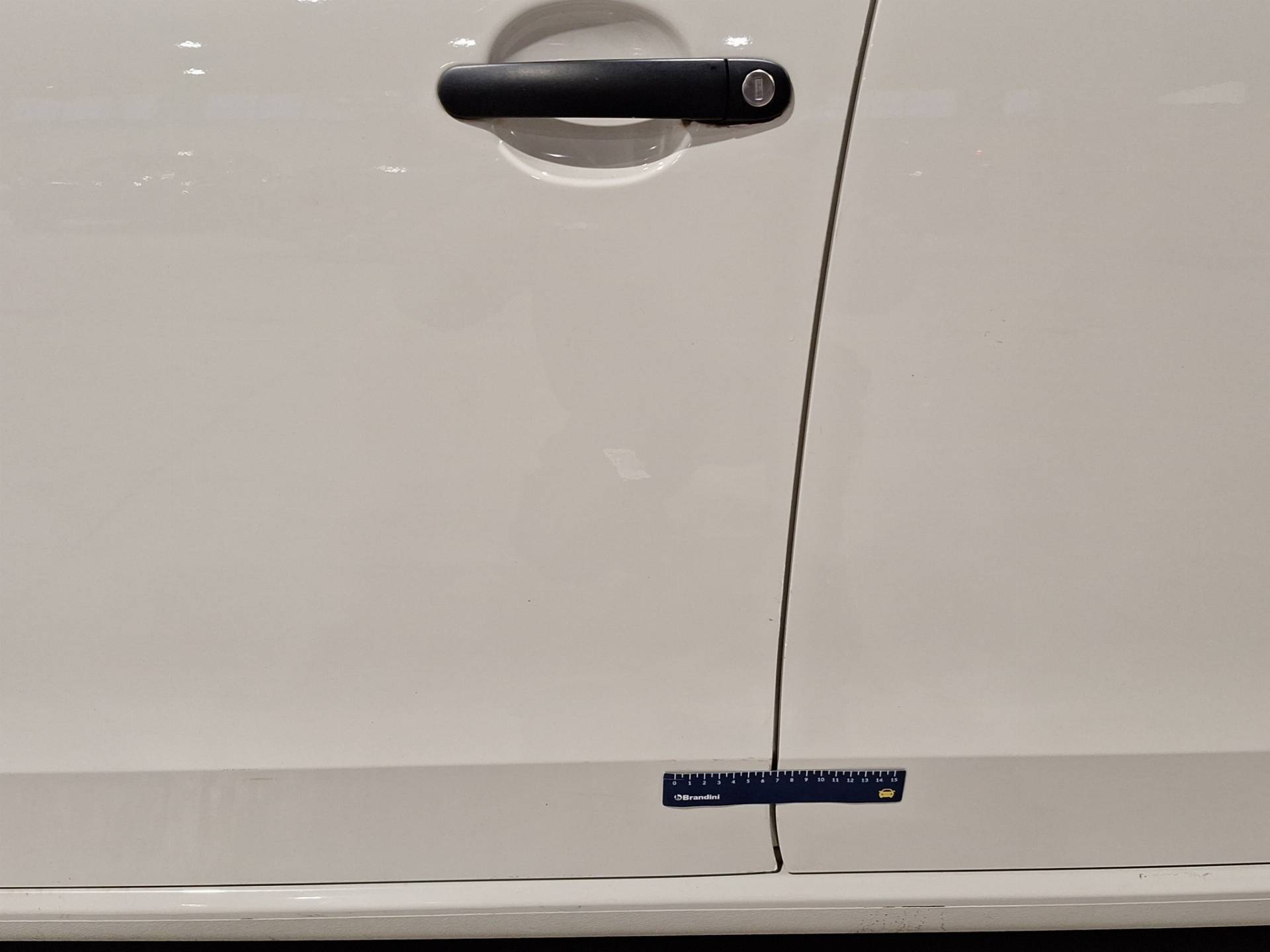 VOLKSWAGEN up! - Foto 26