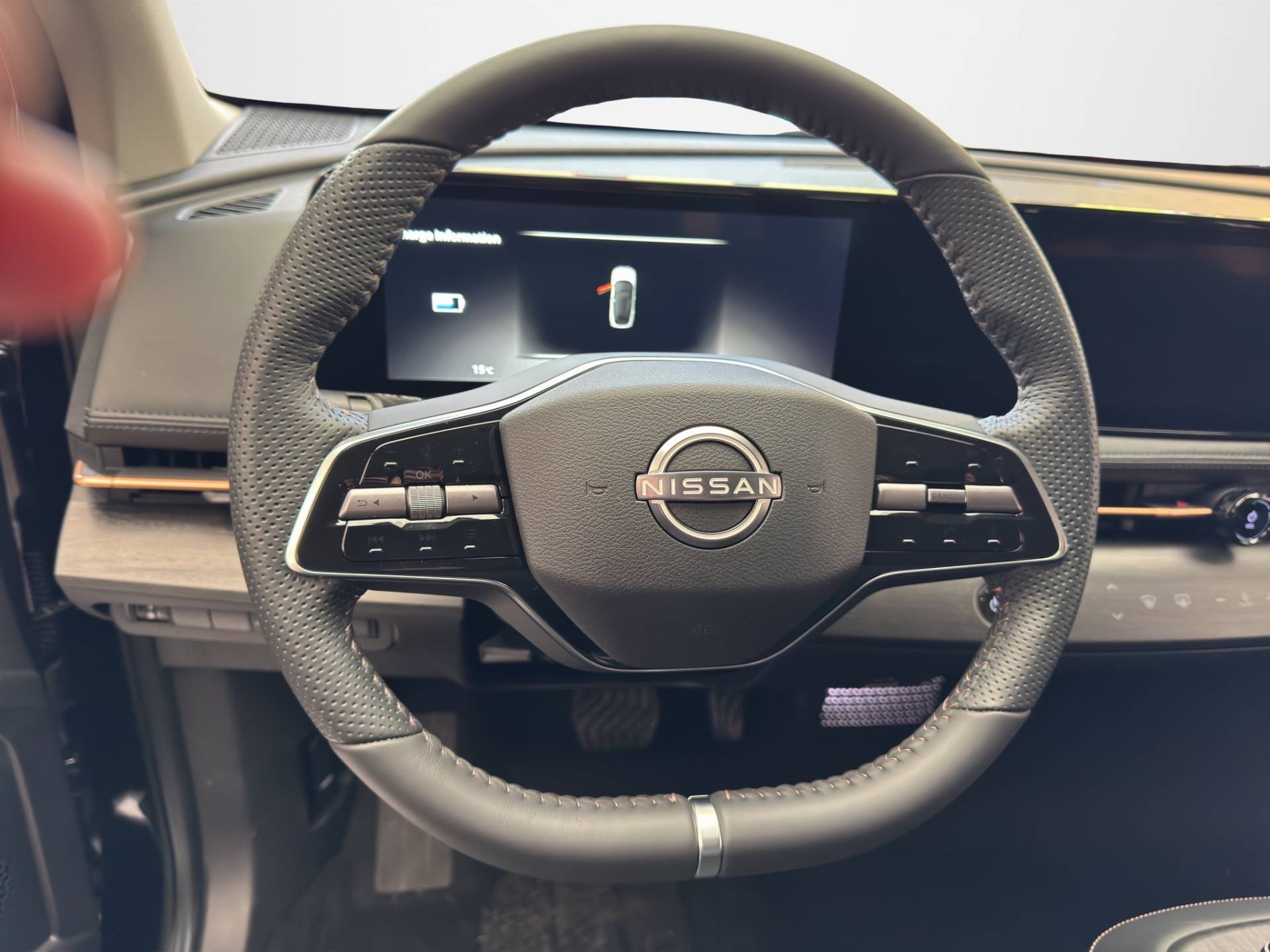 NISSAN ARIYA - Foto 9