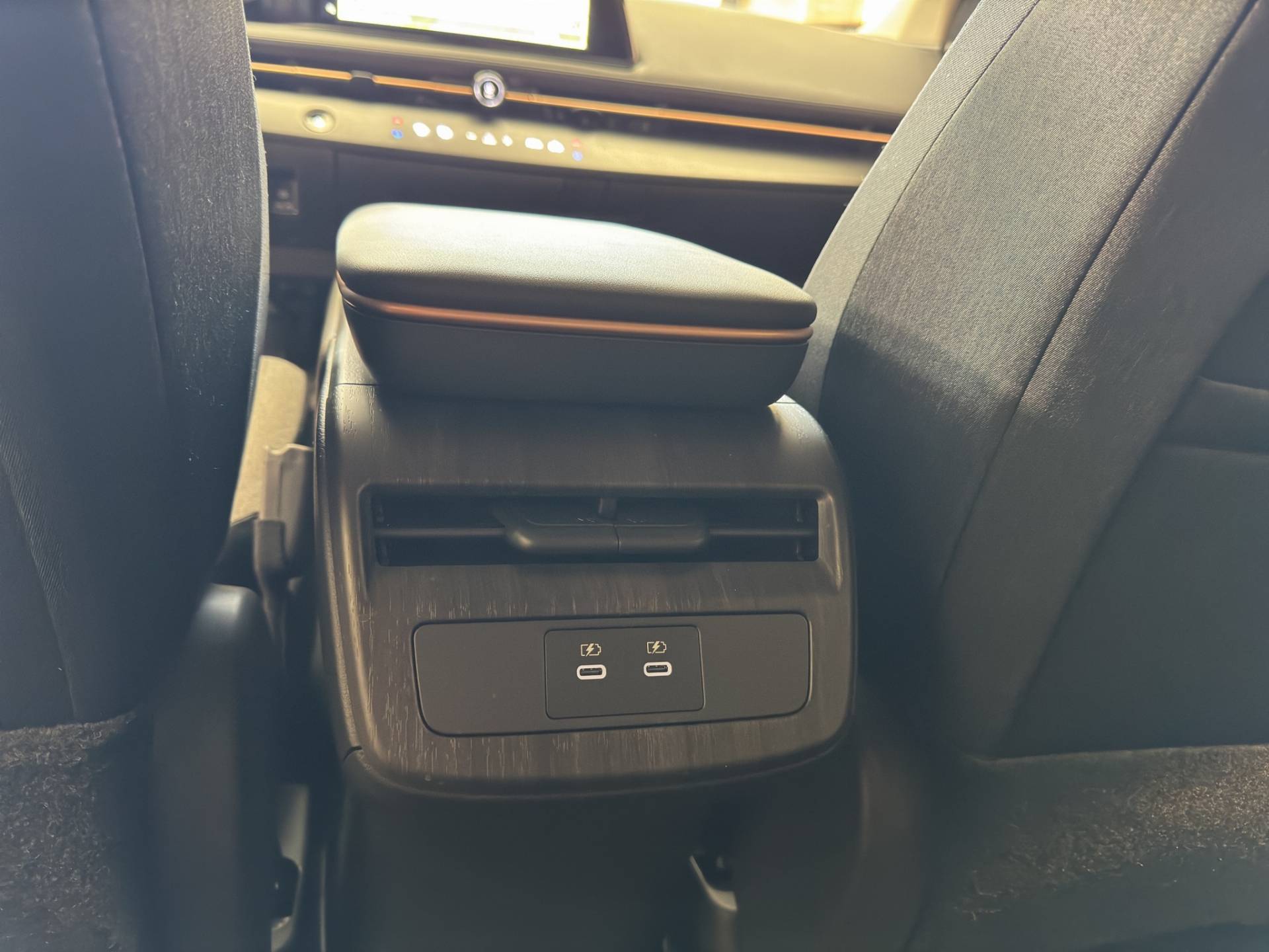 NISSAN ARIYA - Foto 24