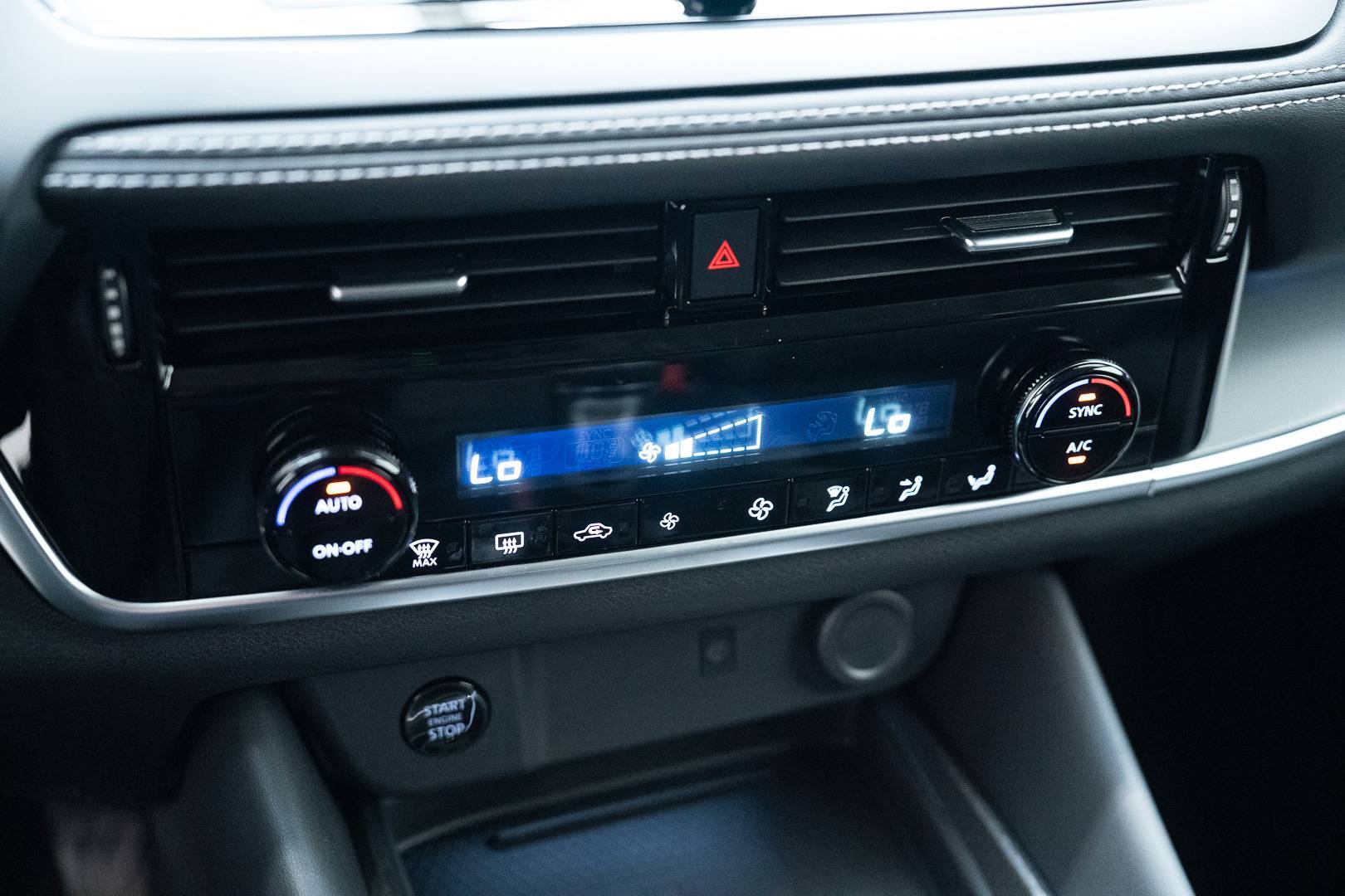 NISSAN Qashqai - Foto 17