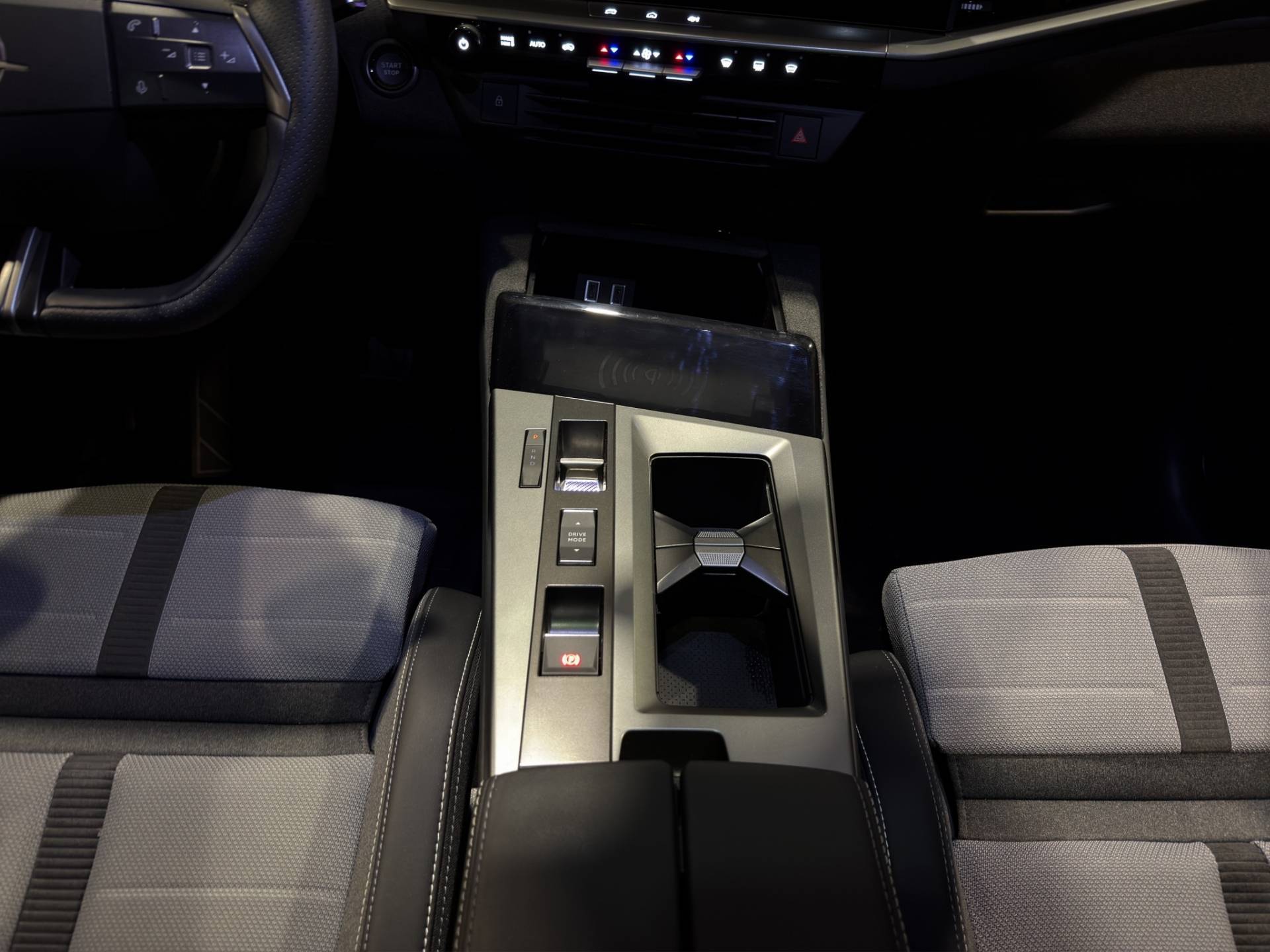 OPEL Grandland - Foto 13