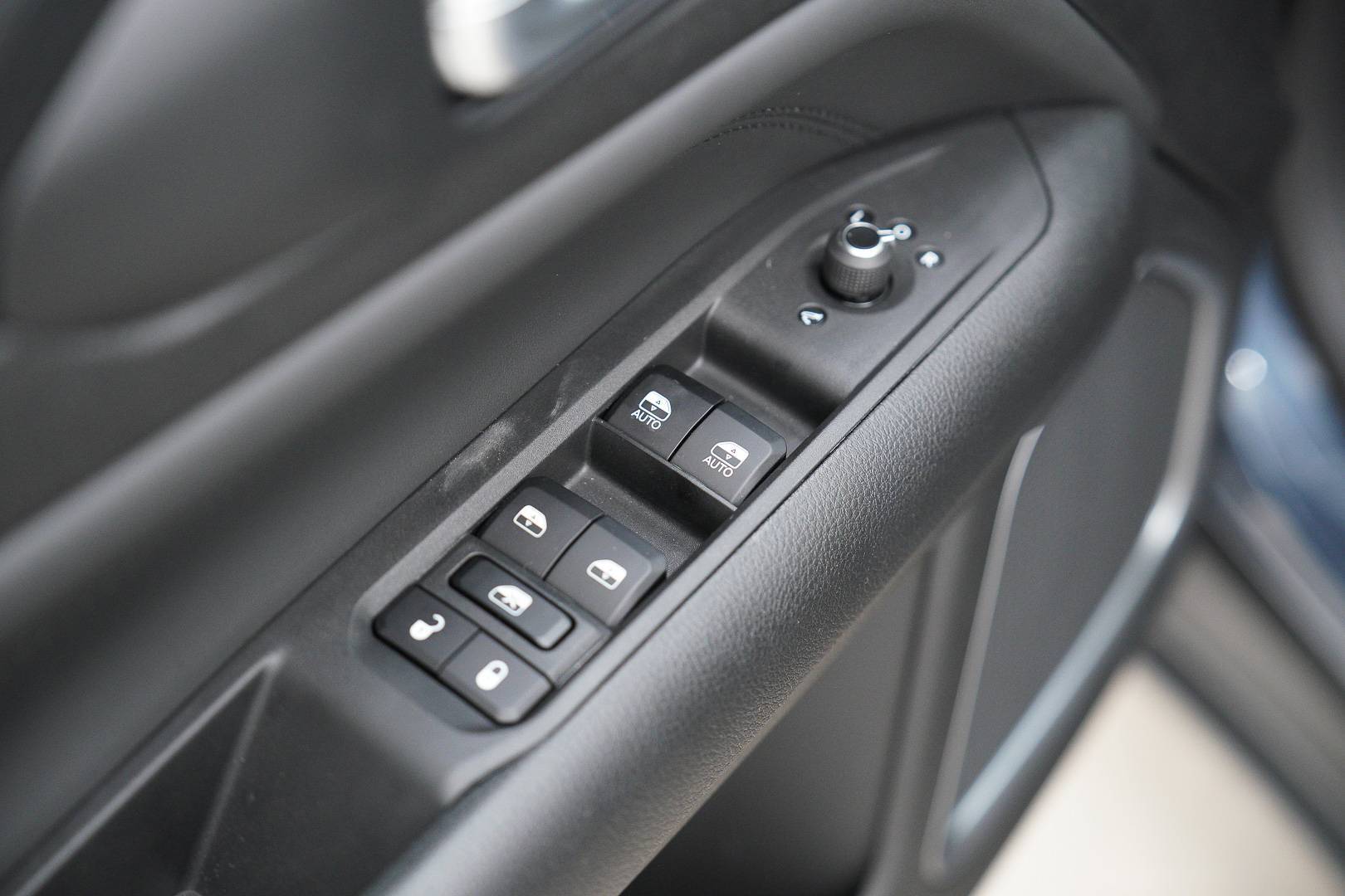 Auto Venduta - JEEP Compass Compass 1.5 turbo t4 mhev Altitude 2wd 130cv dct usata in pronta consegna - Brandini