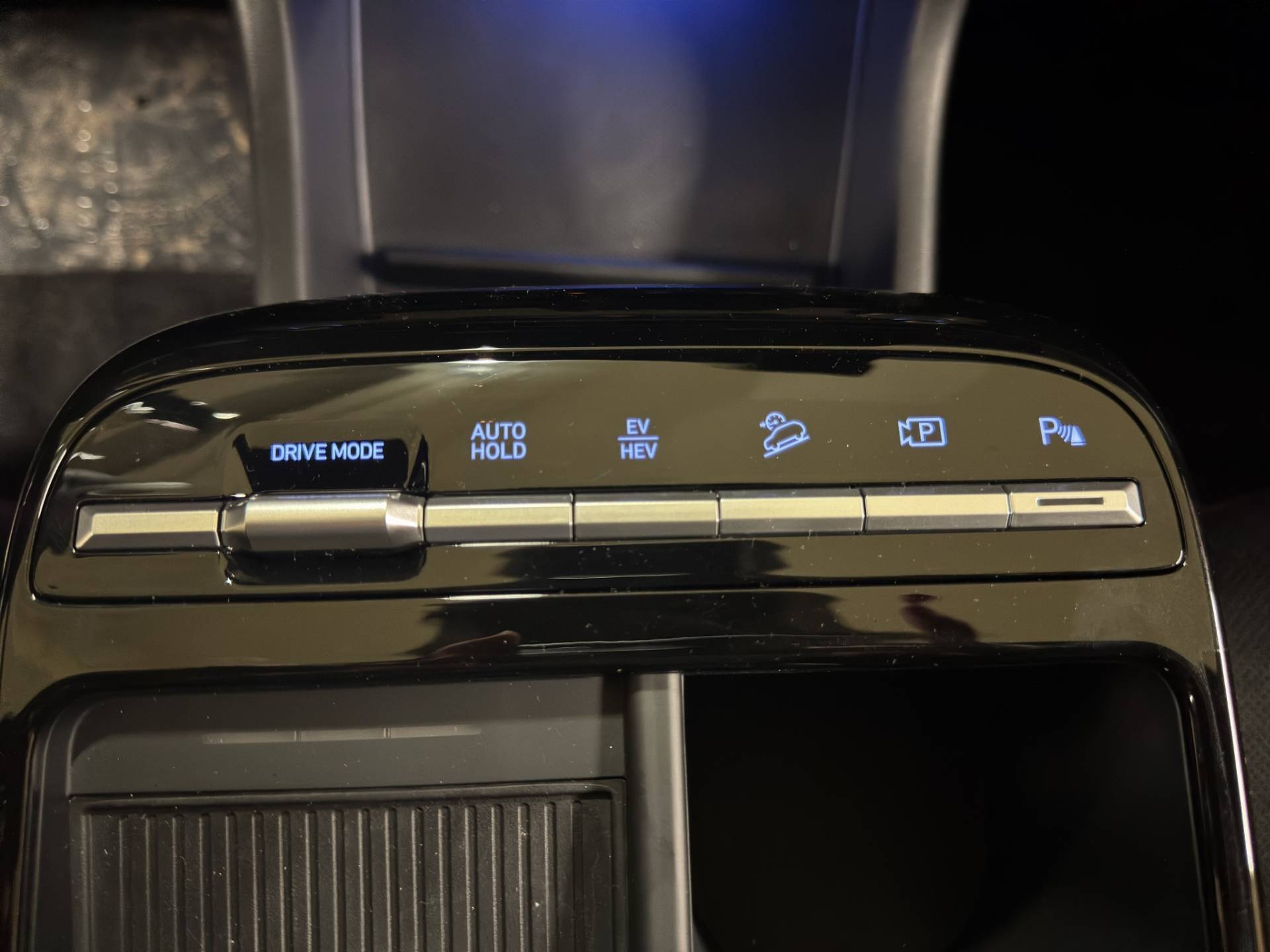 Auto Venduta - HYUNDAI Tucson TUCSON pe 1.6phev at 2wd ex + 20ann+(c) usata in pronta consegna - Brandini