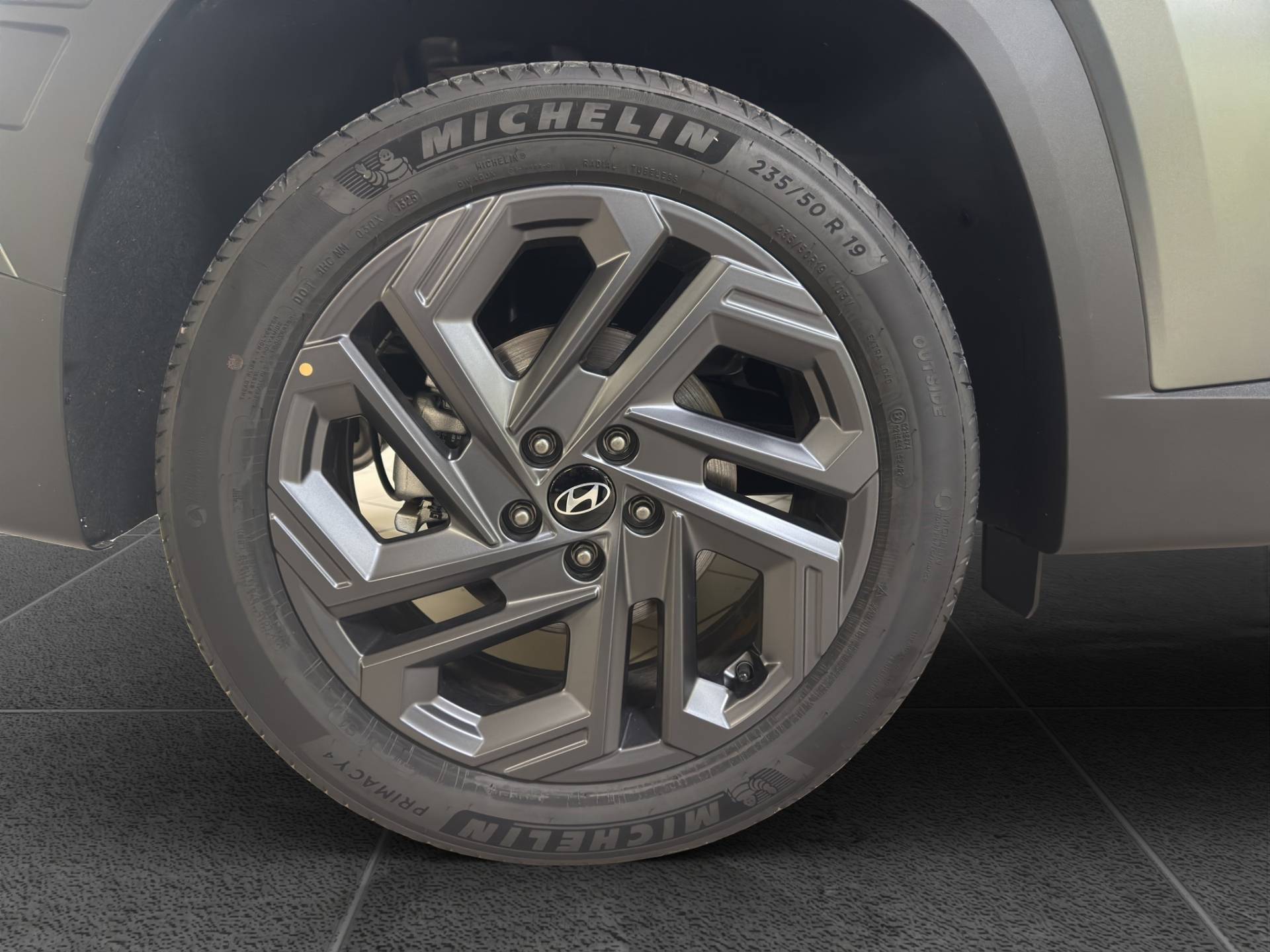 Auto Venduta - HYUNDAI Tucson TUCSON pe 1.6phev at 2wd ex + 20ann+(c) usata in pronta consegna - Brandini