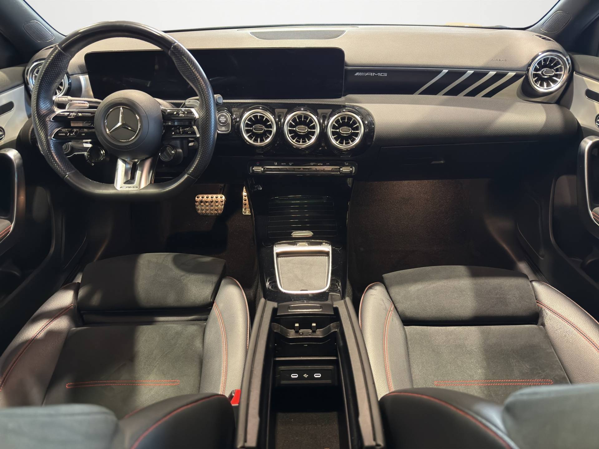 MERCEDES Classe A - Foto 12