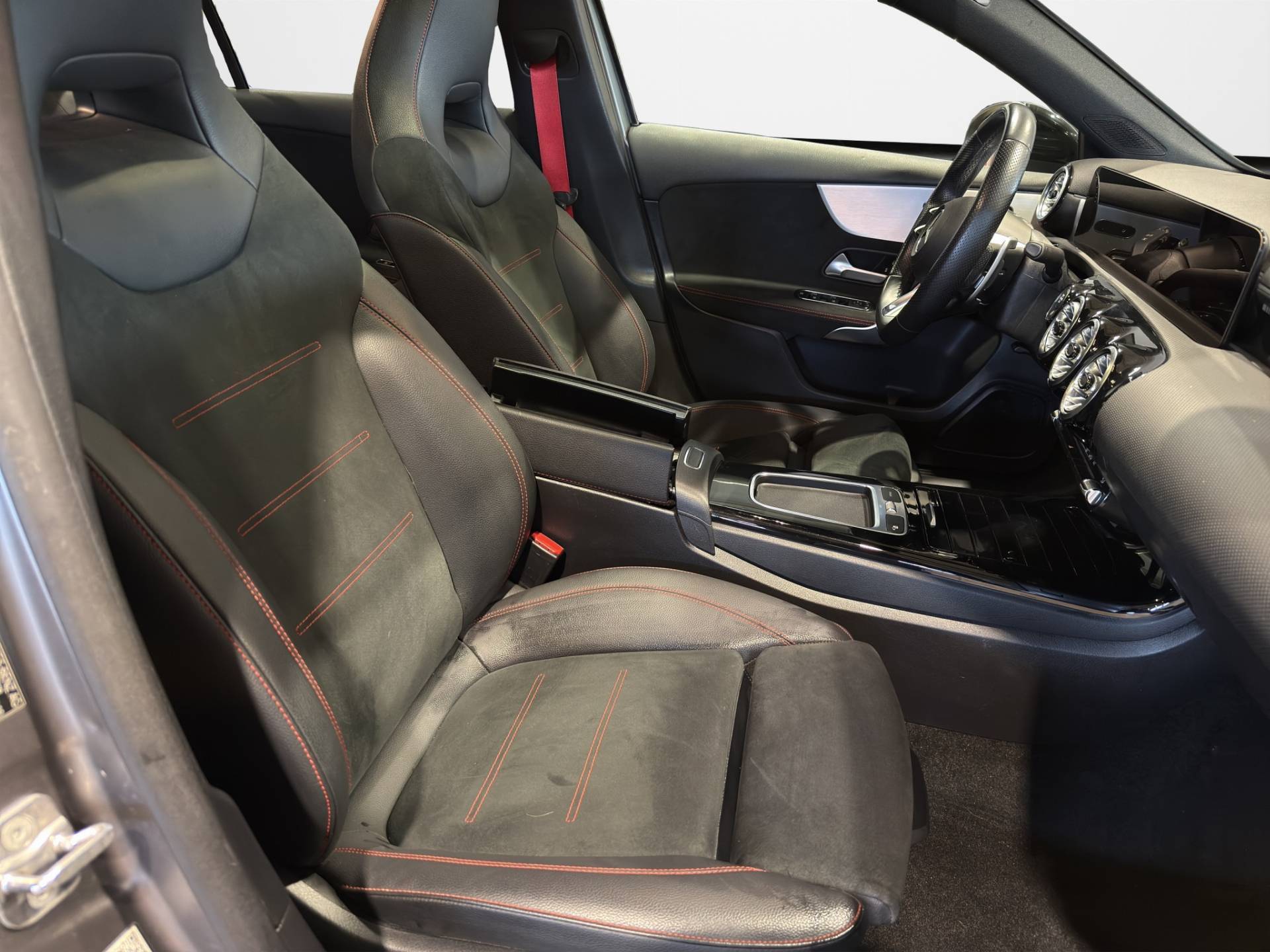 MERCEDES Classe A - Foto 15