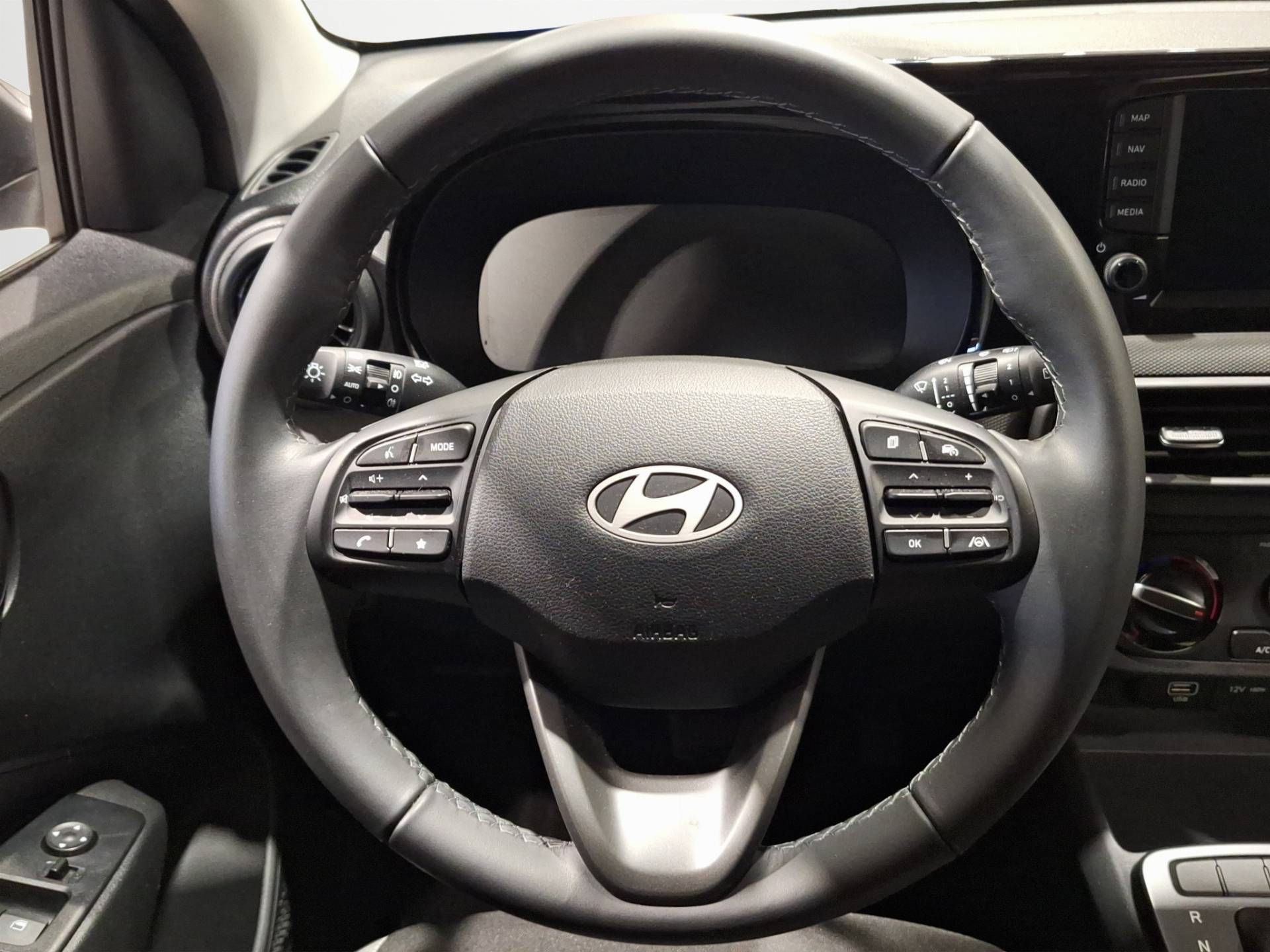 HYUNDAI I10 - Foto 9