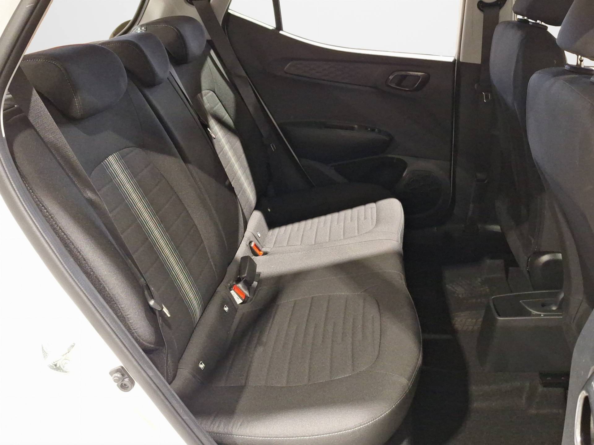 HYUNDAI I10 - Foto 17