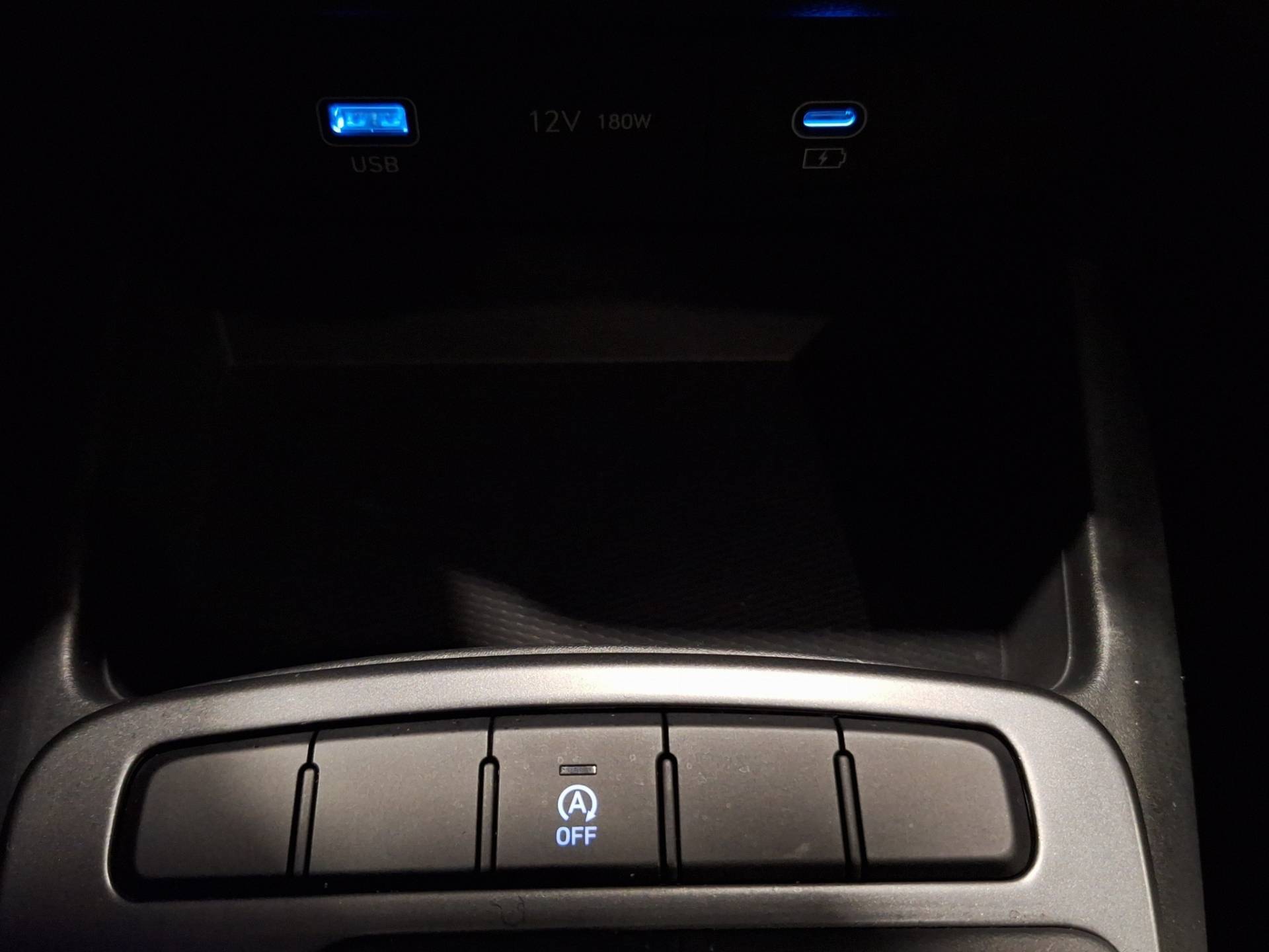 HYUNDAI I10 - Foto 25