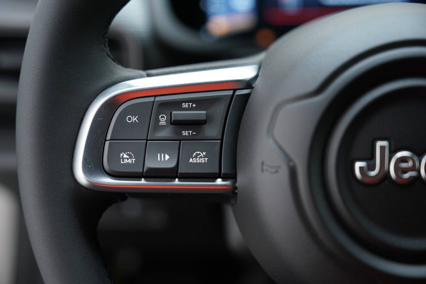 JEEP Avenger - Foto 12