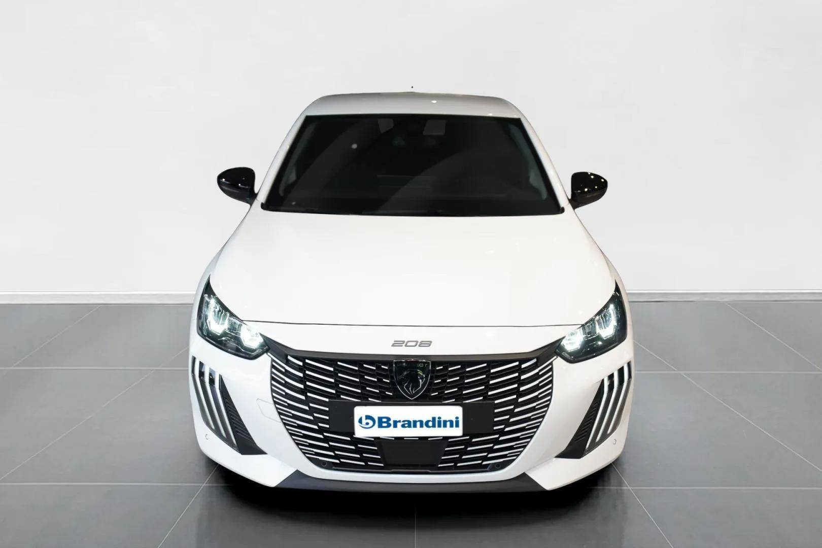 Auto Venduta - PEUGEOT 208 208 1.2 hybrid Allure 145cv e-dcs 6 usata in pronta consegna - Brandini