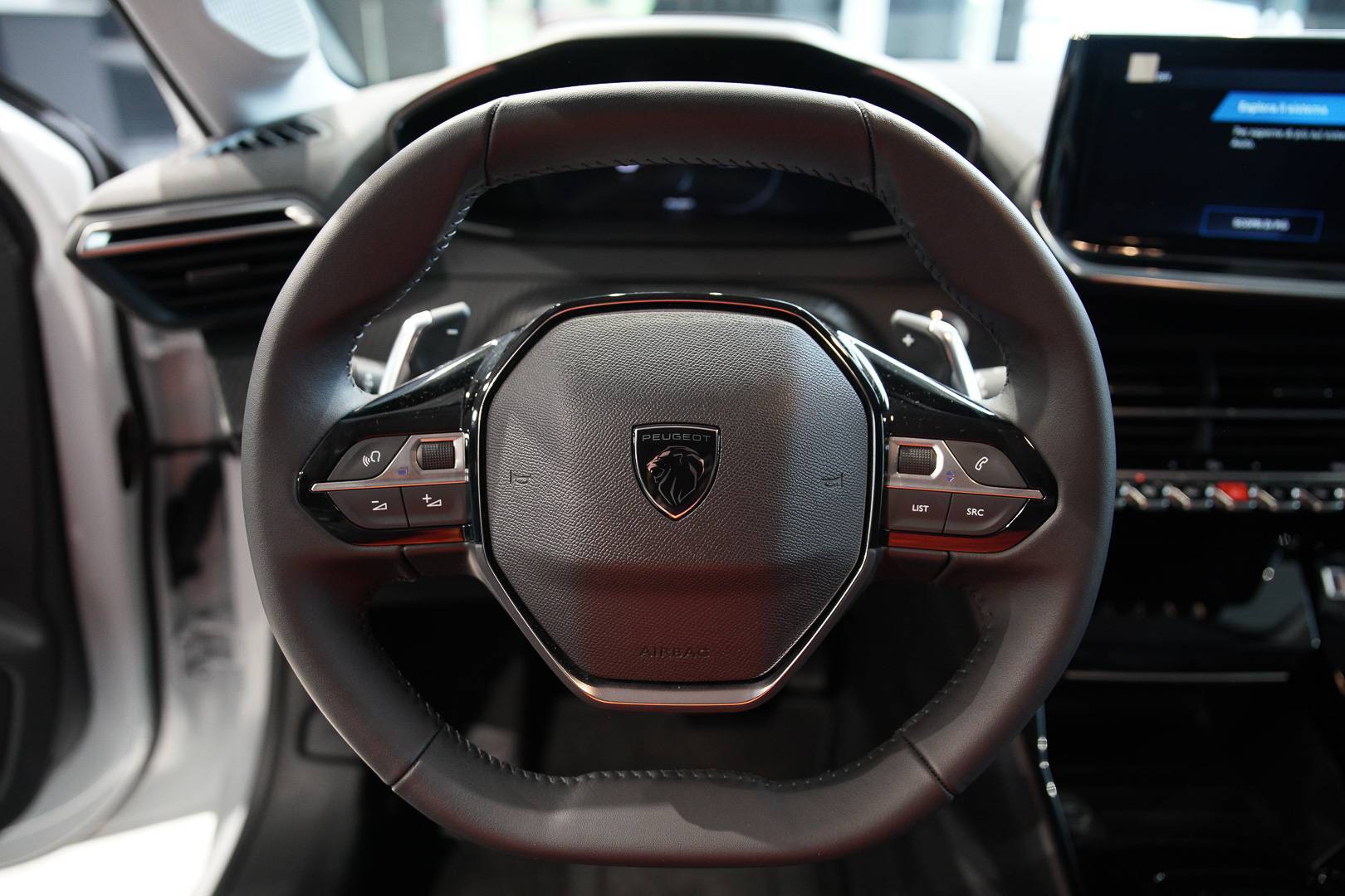 Auto Venduta - PEUGEOT 208 208 1.2 hybrid Allure 145cv e-dcs 6 usata in pronta consegna - Brandini