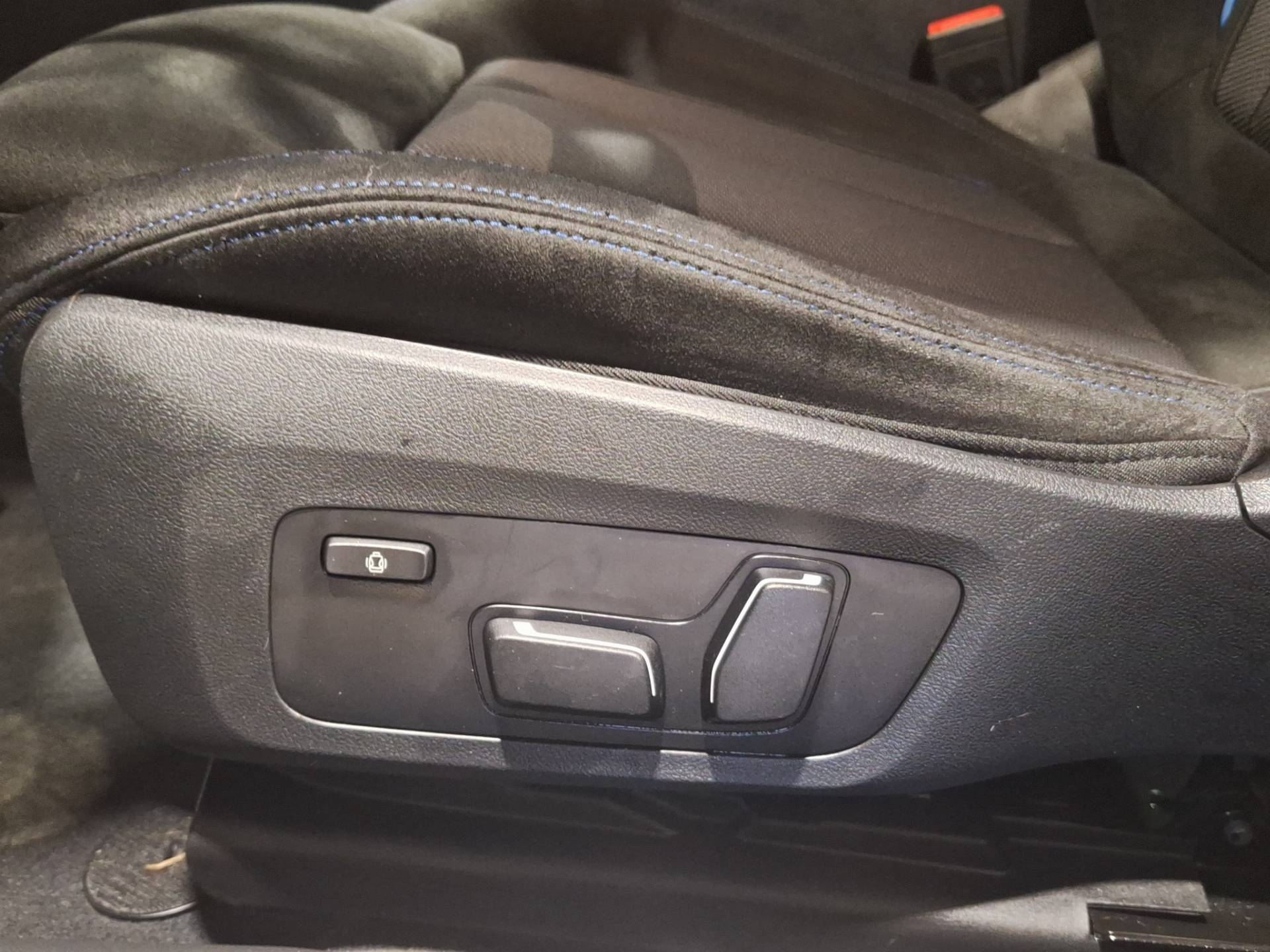 BMW Serie 3 Touring - Foto 31