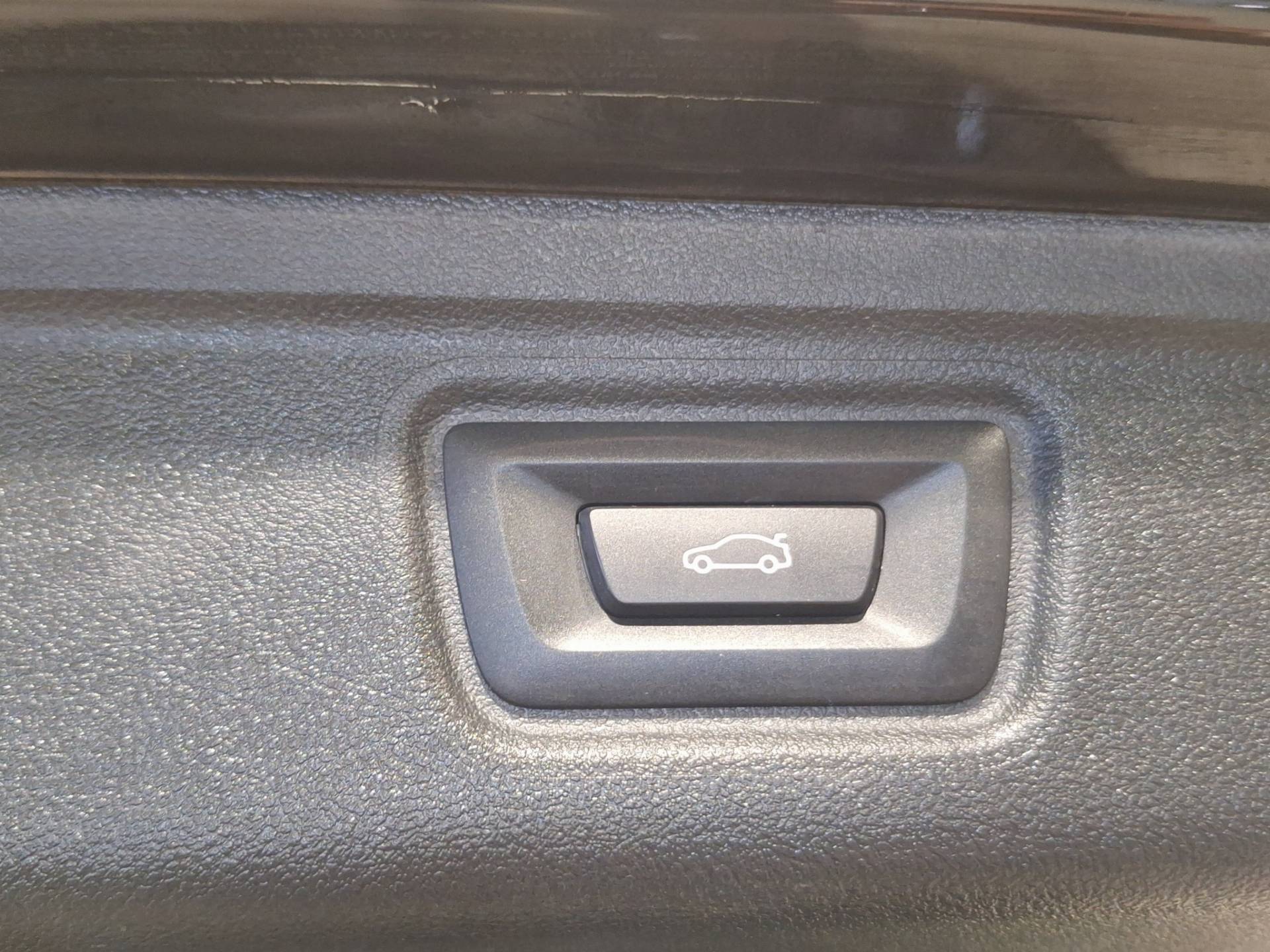 BMW Serie 3 Touring - Foto 35