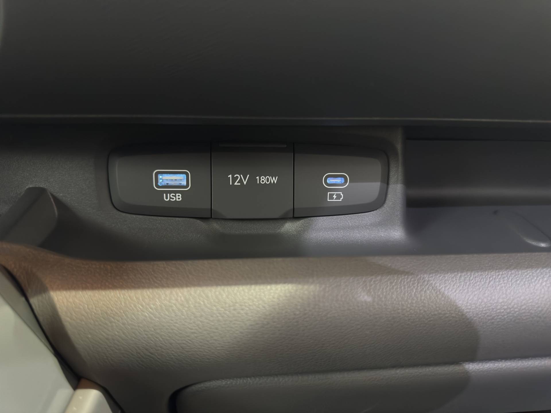 HYUNDAI Inster Inster Cross 49kWh usata in pronta consegna - Brandini