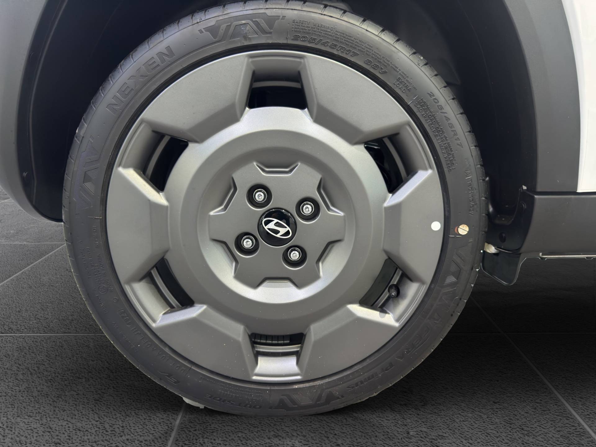 HYUNDAI Inster Inster Cross 49kWh usata in pronta consegna - Brandini