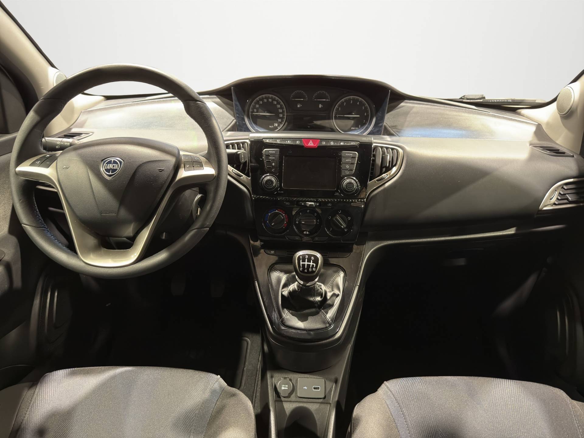 LANCIA Ypsilon - Foto 12