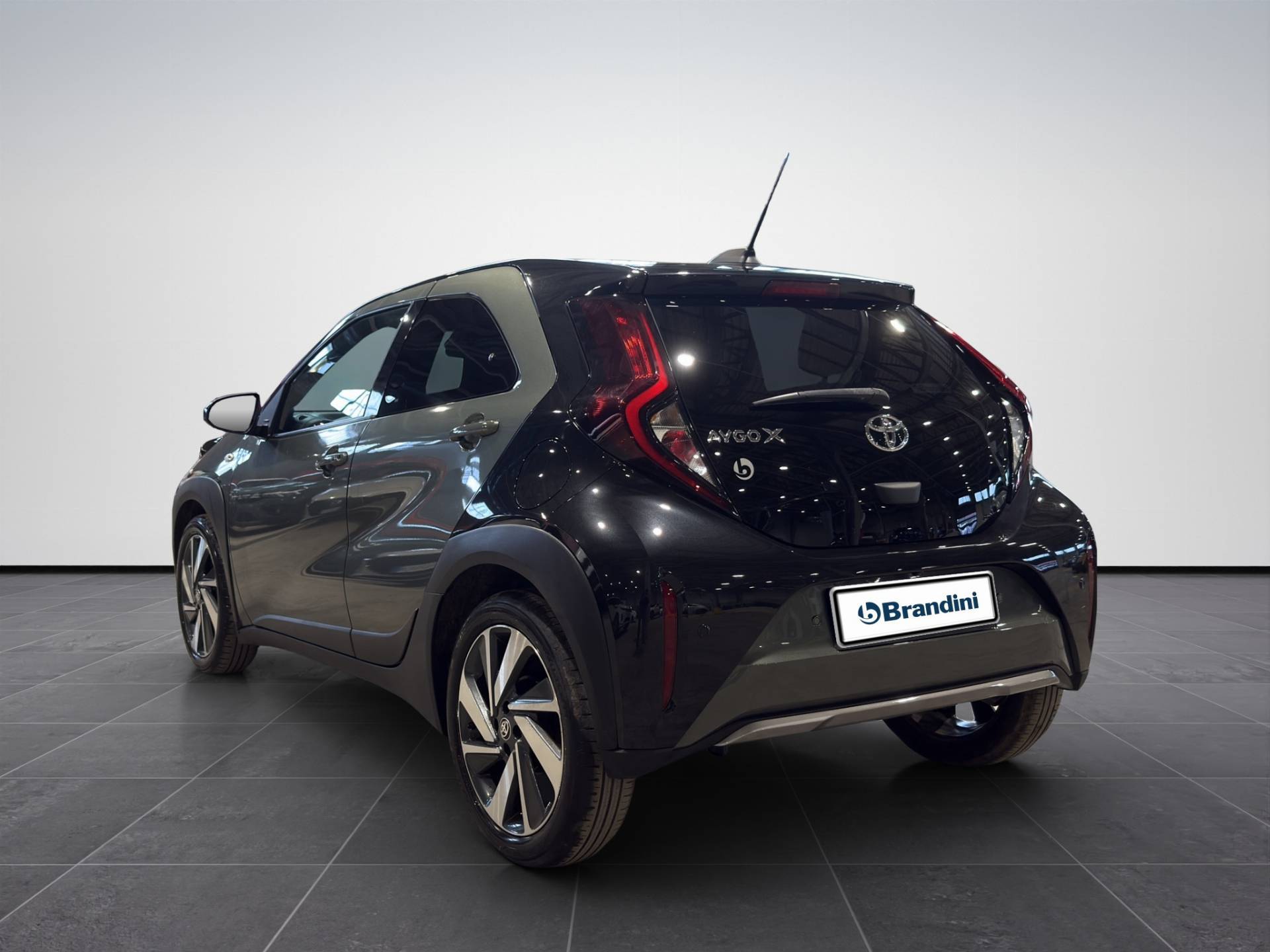 Auto Venduta - TOYOTA Aygo Aygo X 1.0 Lounge 72cv usata in pronta consegna - Brandini