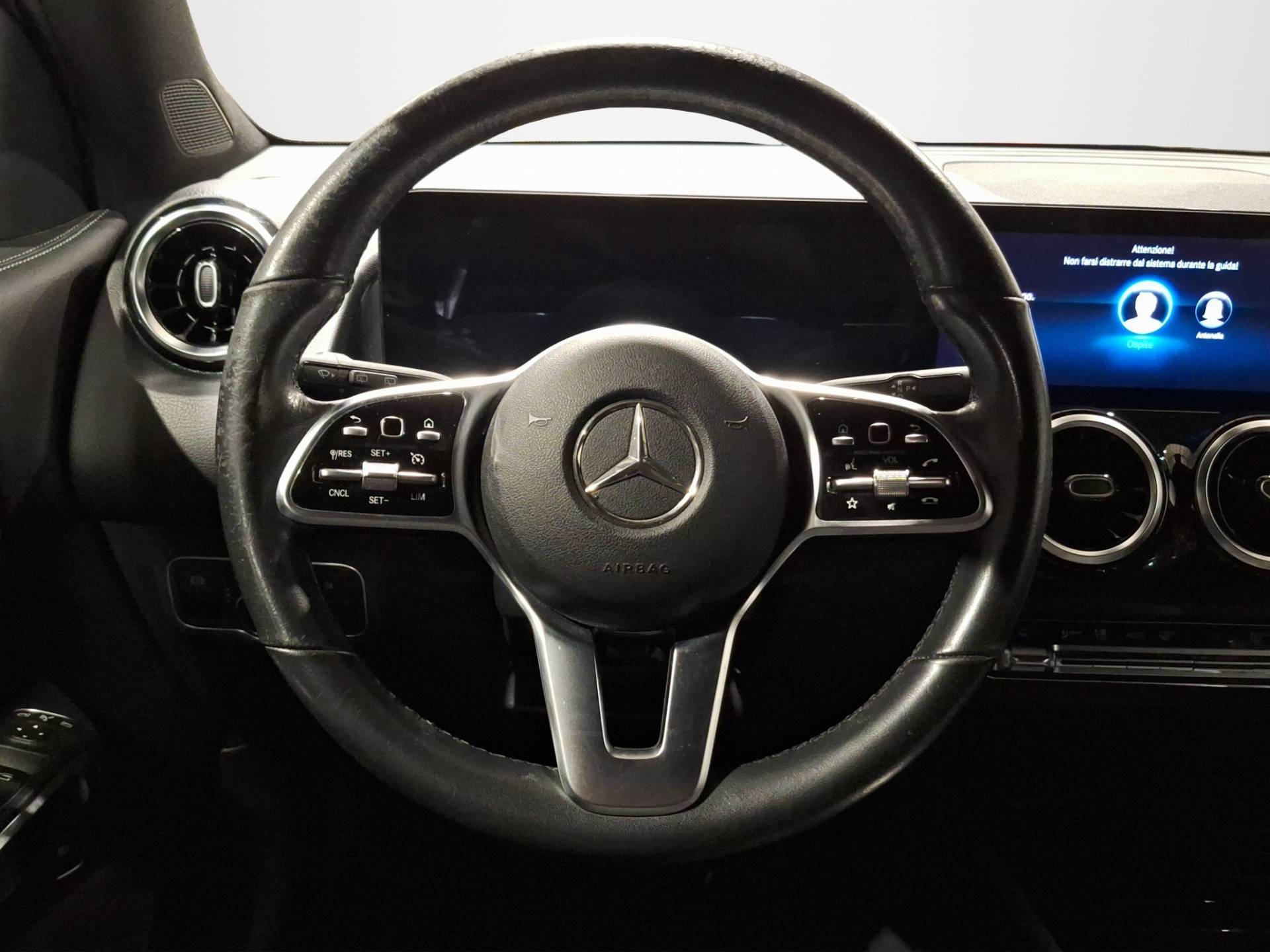 MERCEDES GLB - Foto 9