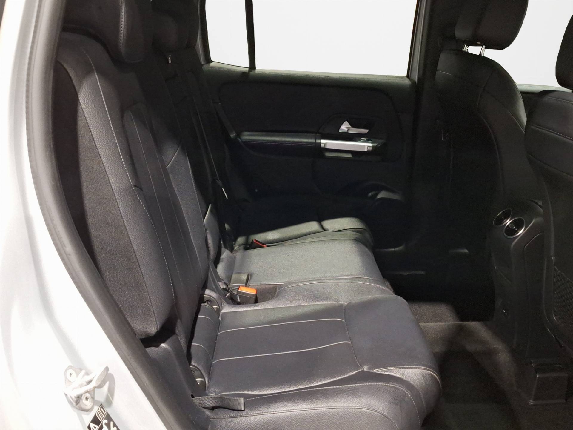 MERCEDES GLB - Foto 17