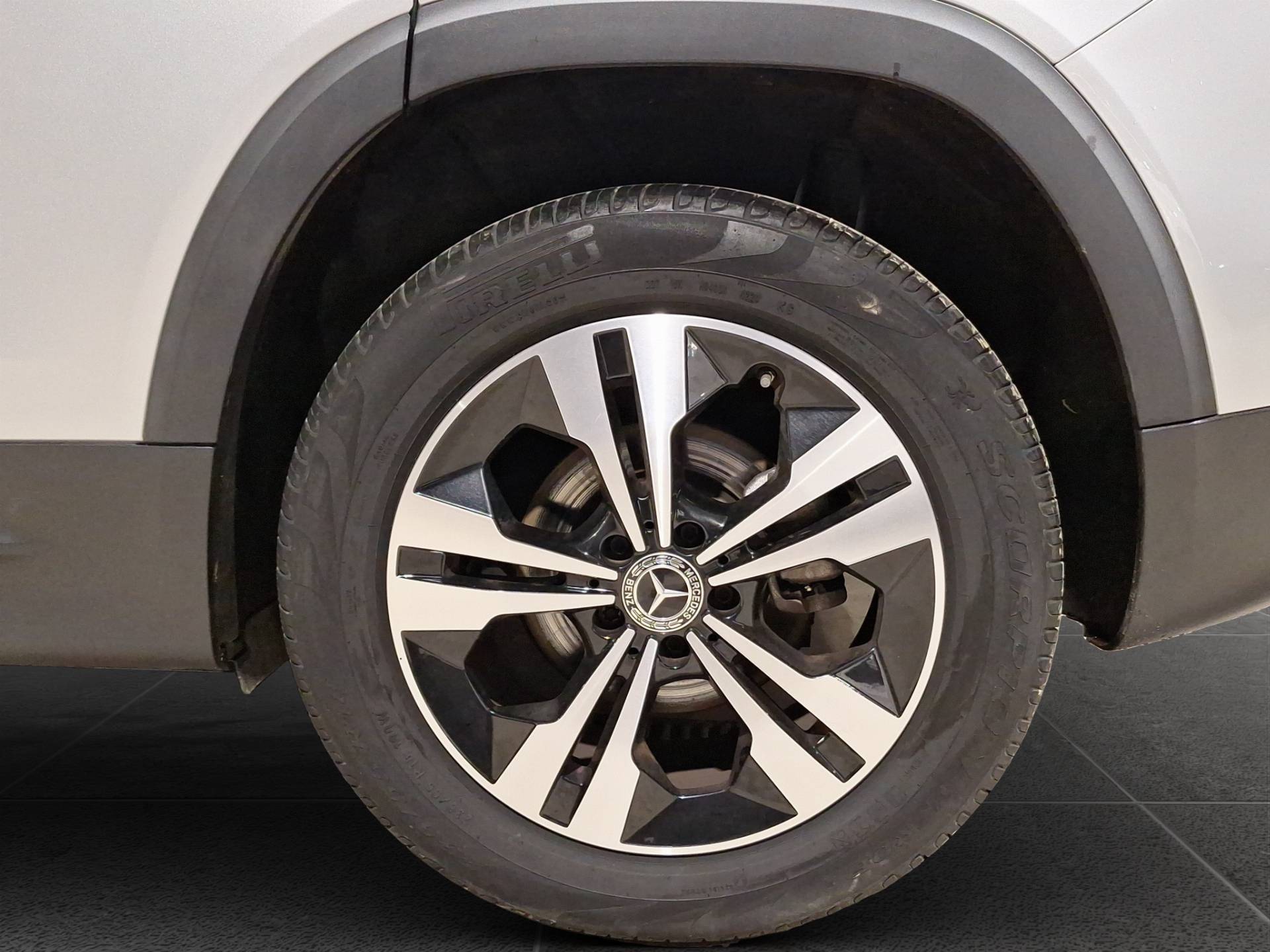 MERCEDES GLB - Foto 20