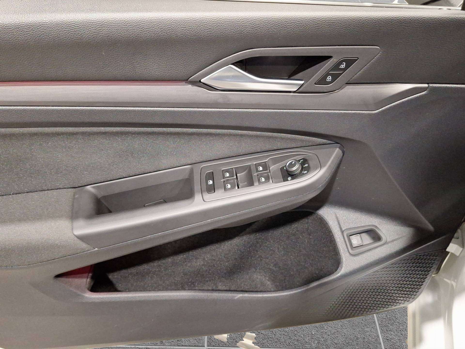 VOLKSWAGEN Golf - Foto 8