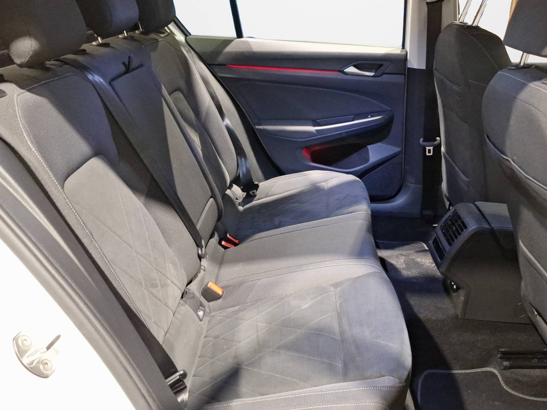 VOLKSWAGEN Golf - Foto 17