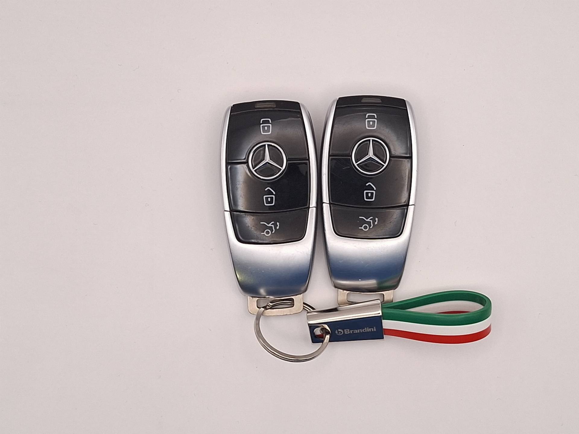 MERCEDES Classe E Cabrio - Foto 24